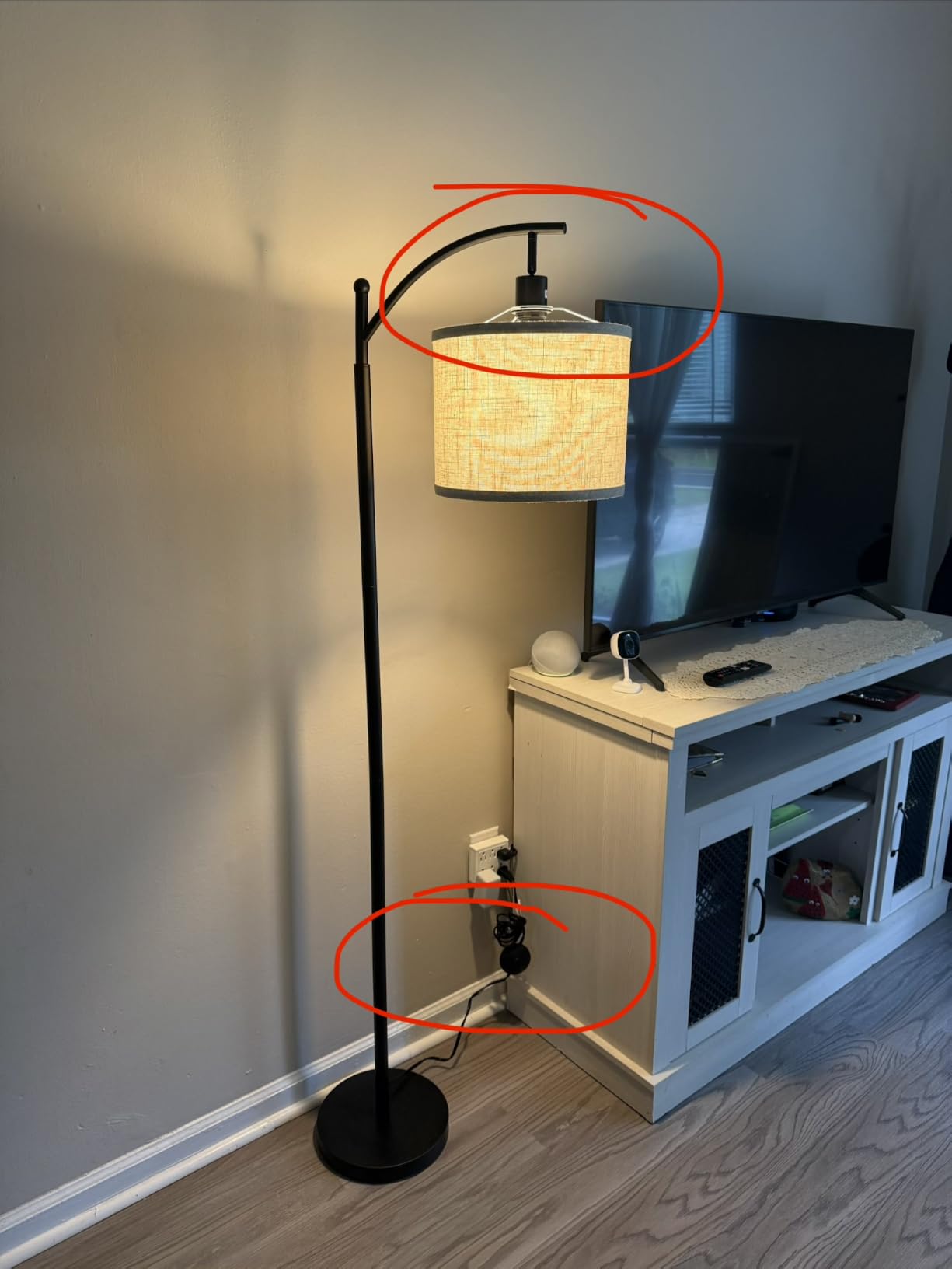 ROTTOGON Floor Lamp for Living Room with 3 Color Temperatures LED Bulb, Standing Lamp Tall Industrial Floor Lamp Reading for Bedroom, Office (9W LED Bulb, Beige Lampshade Included) - Black customer photo 1