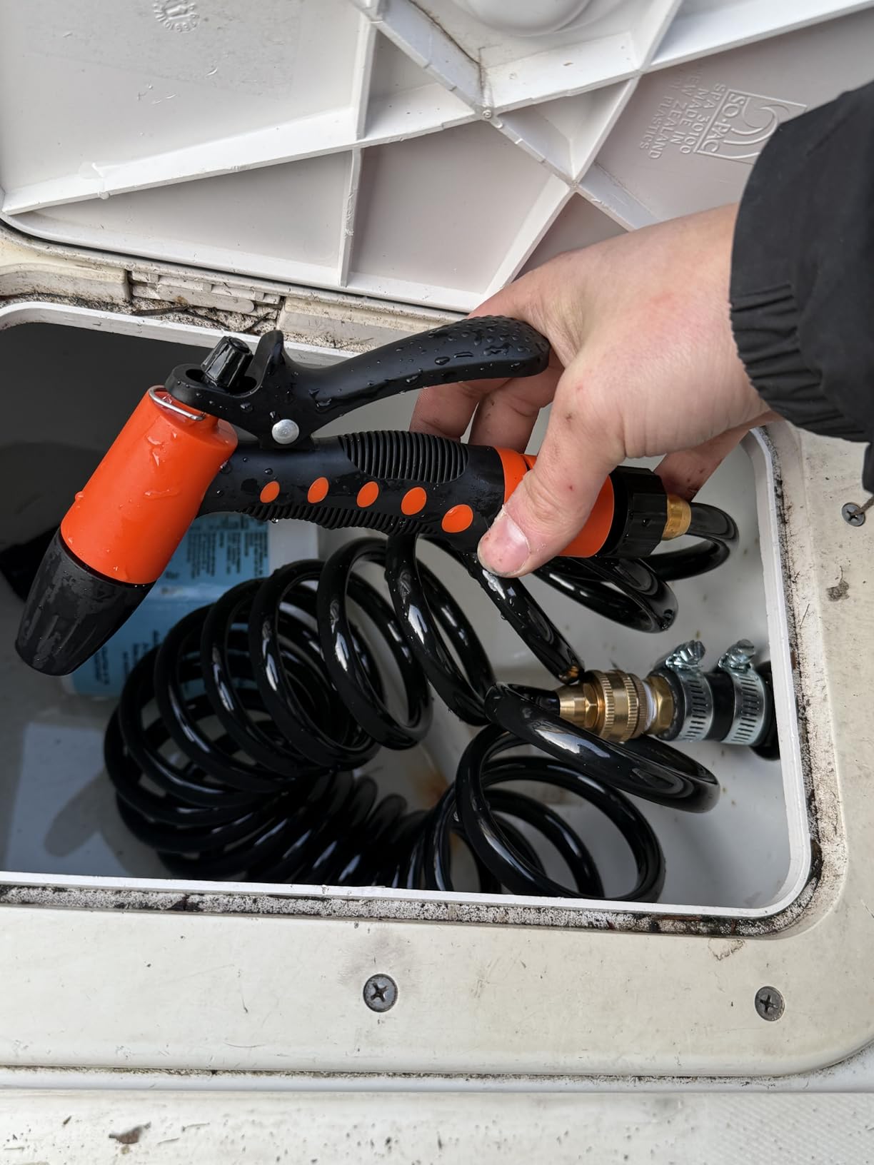 SEAFLO 33 Series Washdown Deck Wash Pump Kit - 12V DC, 3.0 GPM, 70 PSI, Heavy Duty Pressure Switch, for RV, Boat, Marine, Yacht, Freshwater, and Saltwater Applications | 4-Year Warranty customer photo 2