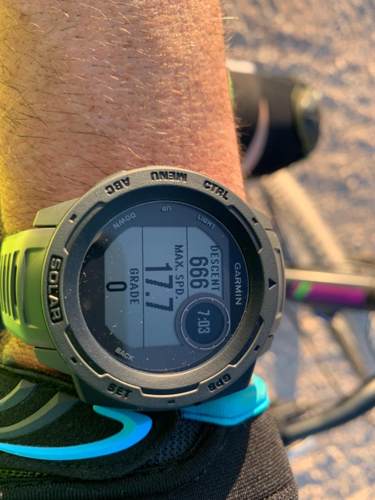 Garmin 010-02293-10 Instinct Solar, Rugged Outdoor Smartwatch with Solar Charging Capabilities, Built-in Sports Apps and Health Monitoring, Graphite customer photo 2