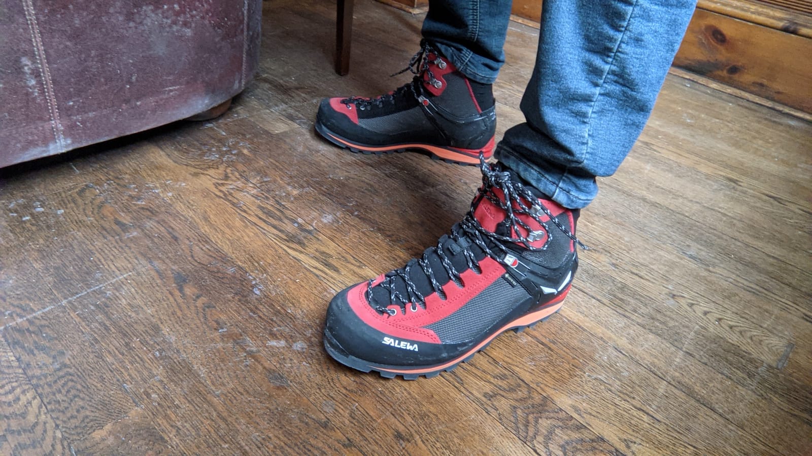 Salewa Men's Crow GTX Mountaineering Boots customer photo 1
