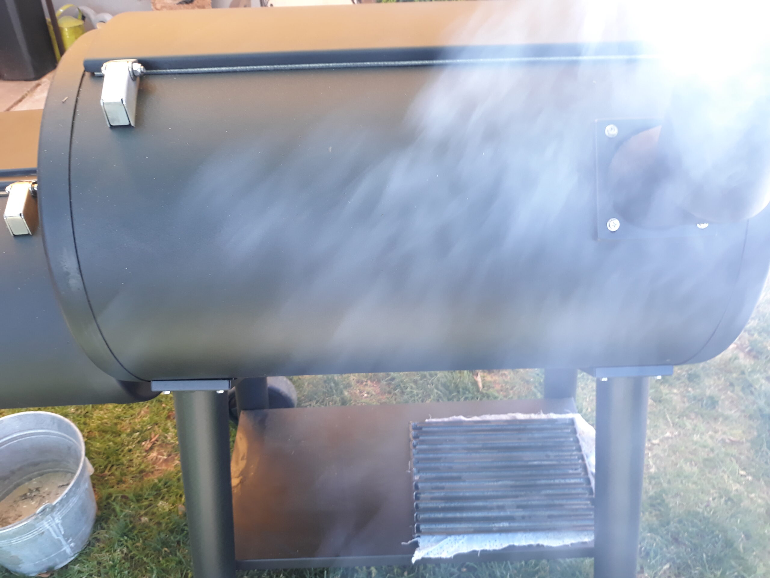 Broil King 955050 Regal Charcoal Offset 400 Smoker and Grill, Black customer photo 1