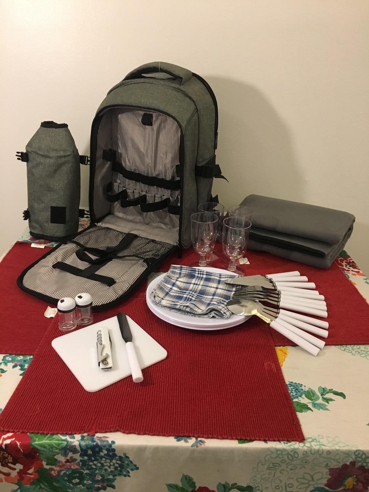 Hap Tim Picnic Basket Backpack for 4 Person with Insulated Leakproof Cooler Compartment, Wine Holder, Fleece Blanket, Cutlery Set, Wedding Gifts for Couples, Engagement Gifts customer photo 2