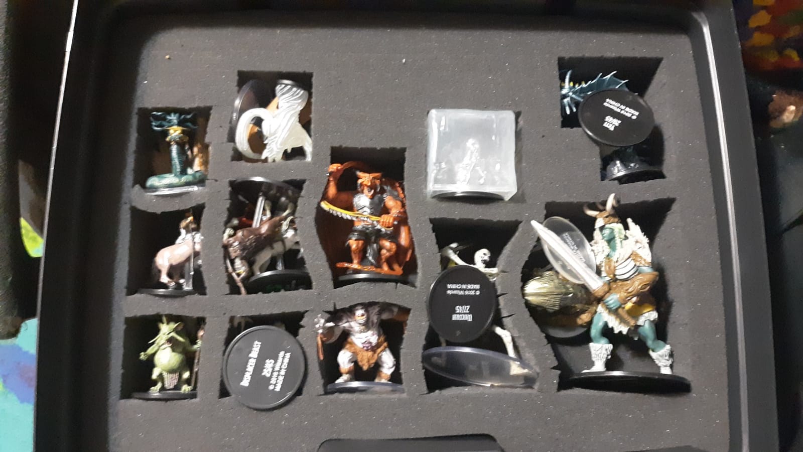 CASEMATIX Hard Shell Miniature Carrying Case - 80 Slot Figurine Miniature Storage Case with Customizable Foam Layer for Large Miniatures Compatible with Warhammer 40k, DnD & More! customer photo 2
