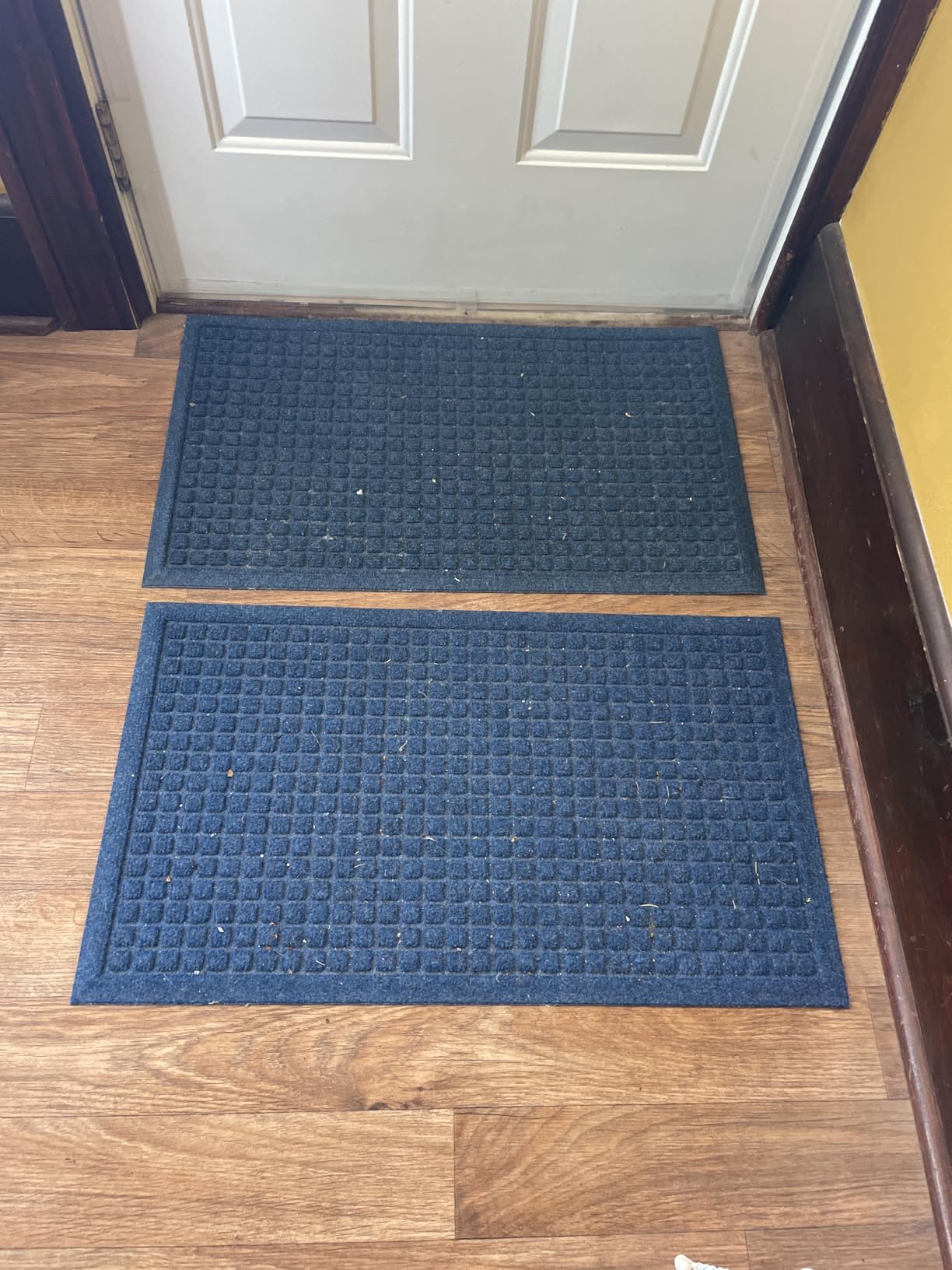 GORILLA GRIP HydroABSORB Door Mat for Indoor Outdoor, 29x17 Charcoal | Front Door Mat Outside Entrance Traps Dirt and Moisture, Doormat Holds Up to 1.7 Cups Water, Stain and Fade Resistant customer photo 1
