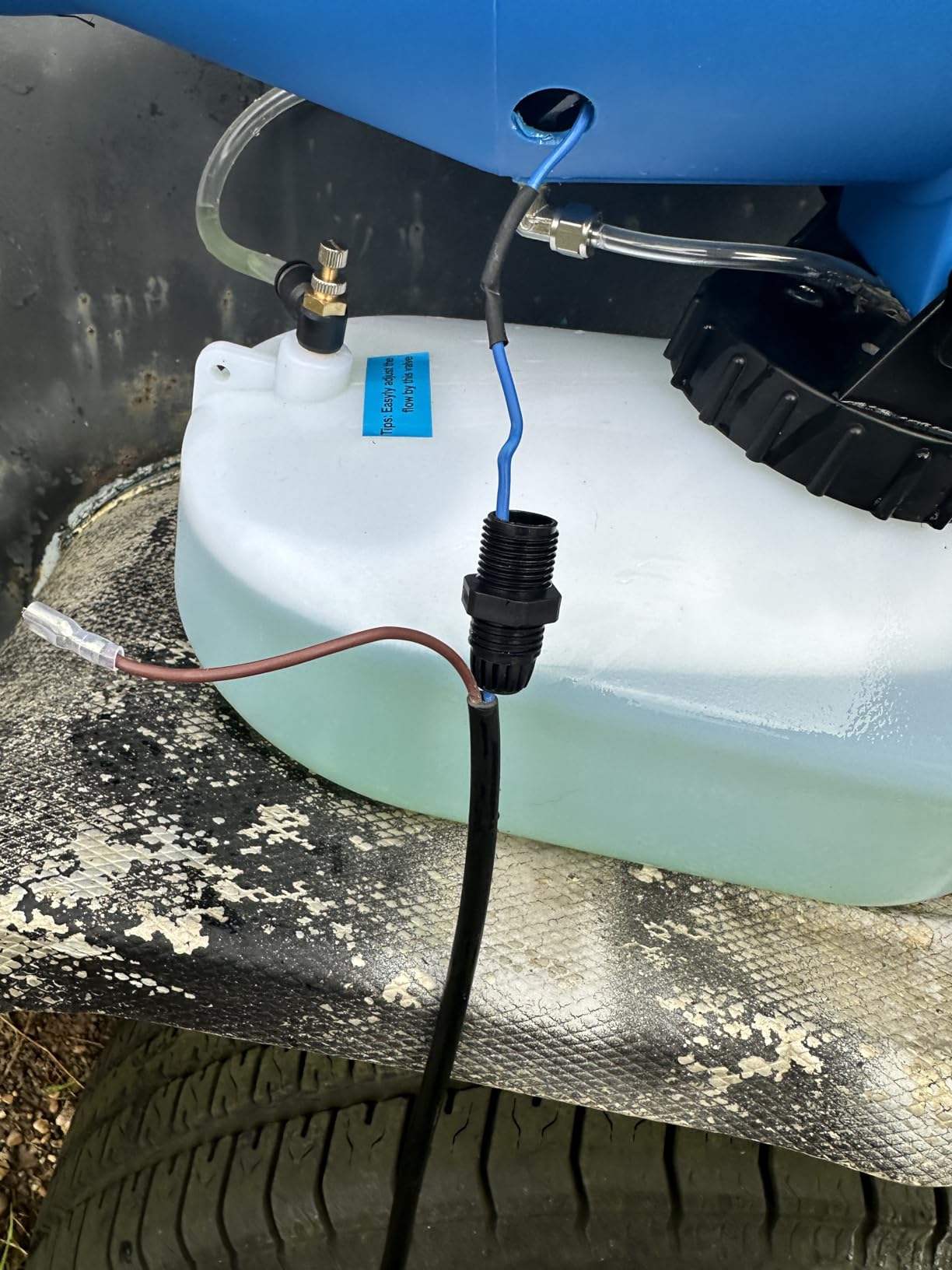 Electric ULV Portable Fogger Sprayer Machine 4.5L (1.2 Gallon) Cold Fogger Machine Spraying Distance 30ft for Home, Hotel, Church, School, Yard customer photo 1