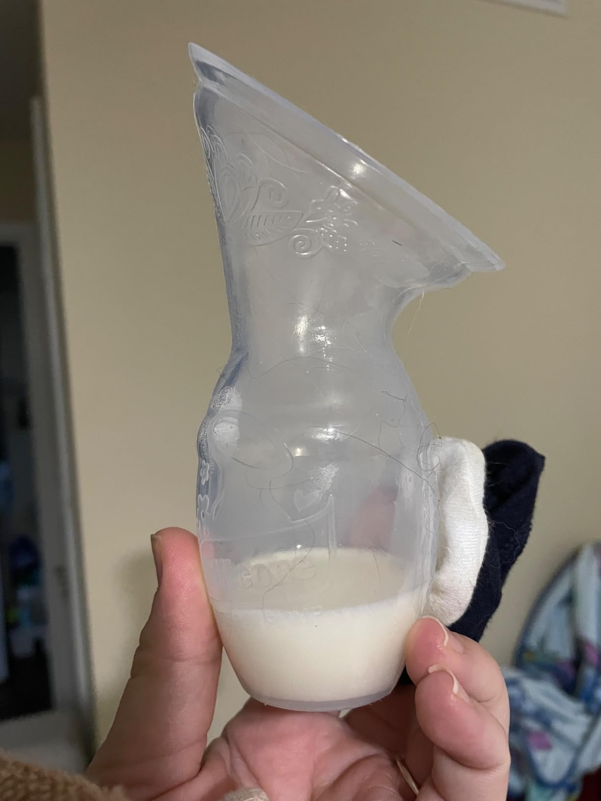 haakaa Manual Breast Pump 4oz/100ml & Ladybug Milk Collector 2.5oz/75ml Set | Natural Suction Pump + Passive Milk Collector, Catches Letdown & Leaks, One-Piece Easy-Clean Design, Premium Silicone customer photo 2