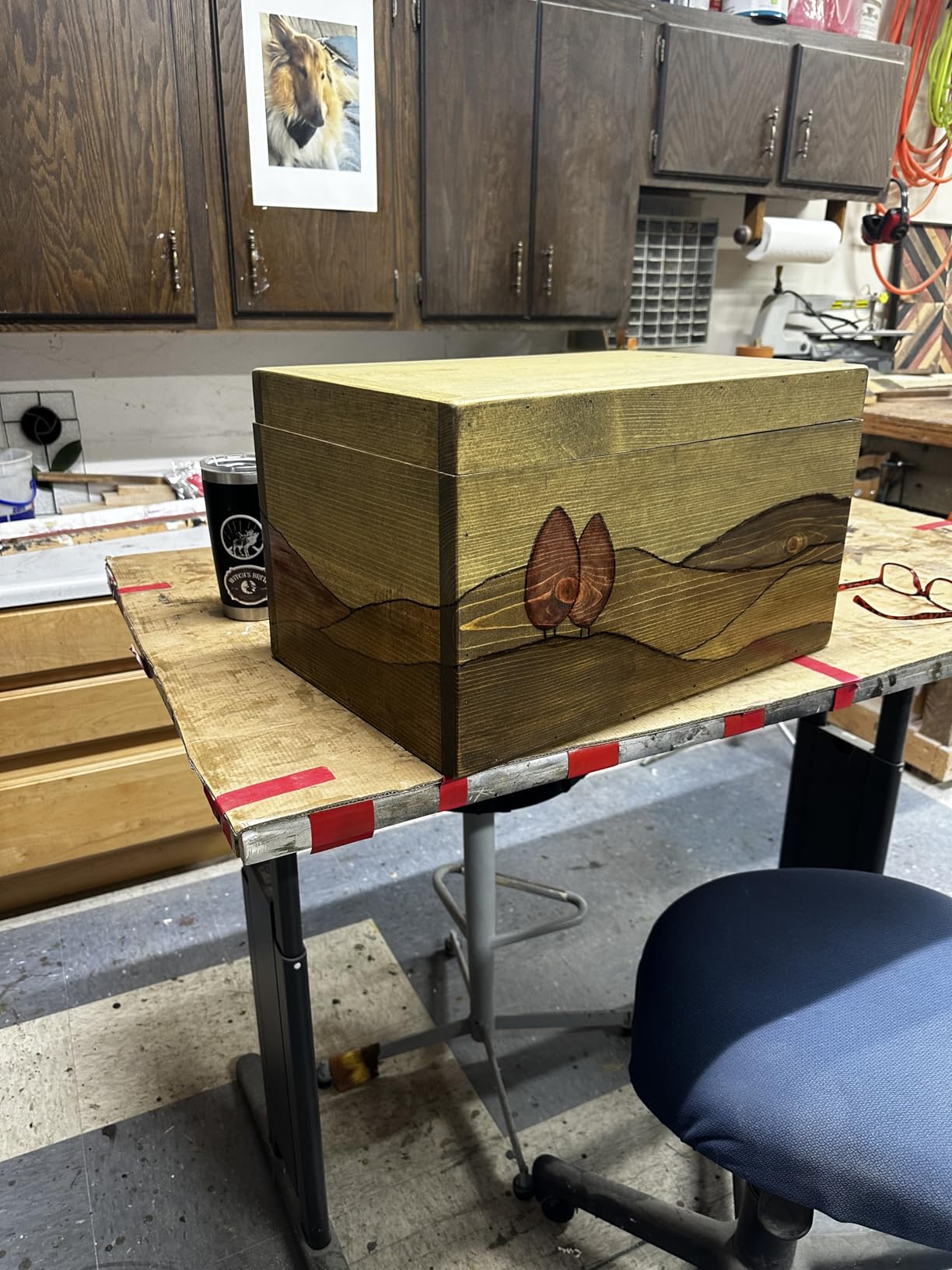 YIHUA 939-II Wood Burning Kit Station Pyrography Pen 250~750℃/482~1382℉ Temperature Adjustable with 20 Wire Nibs, 1 Stable Pen Holder, 2 Stencils, 2 Scrap Wood, 1 S/S Tweezers, and 1 Pliers (Blue) customer photo 1