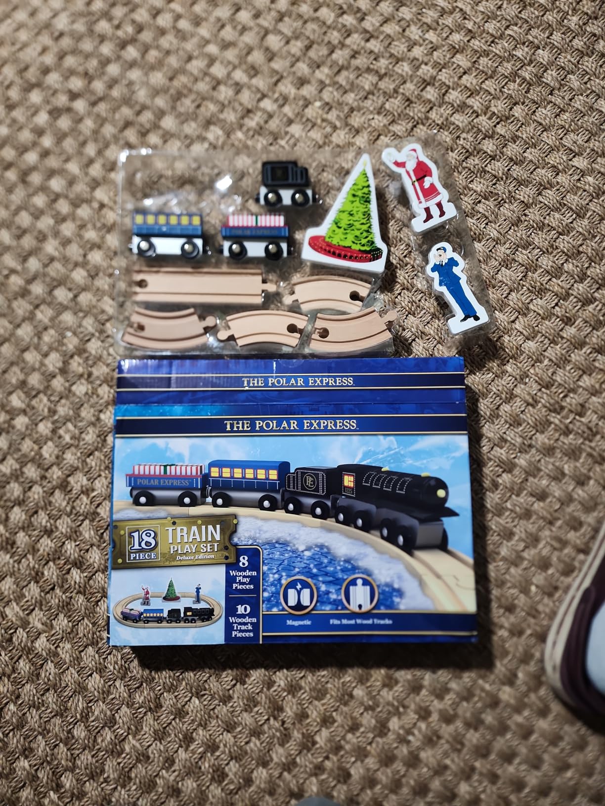 Polar Express Train Set, Wooden 18 Piece Deluxe Edition with Magnetic Cars and Track, Official Holiday Play Collection, Compatible with 1 Inch Train Systems, Polar Express Toys for Kids customer photo 1