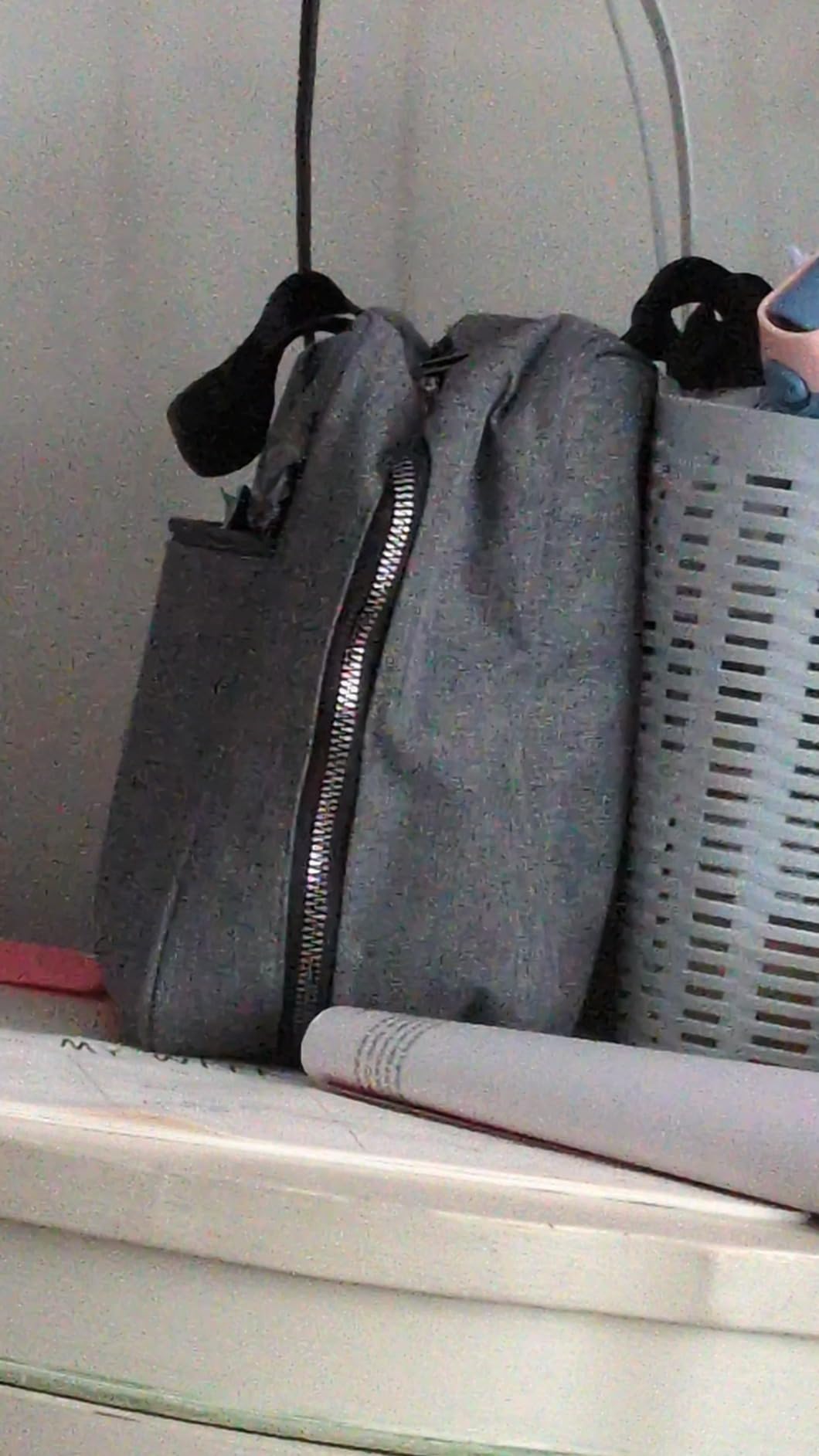 Kaddy Large Medicine Bag, Secure, Padded, Pill Organizer Box, Case for Bottles of Medicine or Supplements; Storage; Toiletry; 3 Digit Lock, Grey customer photo 1