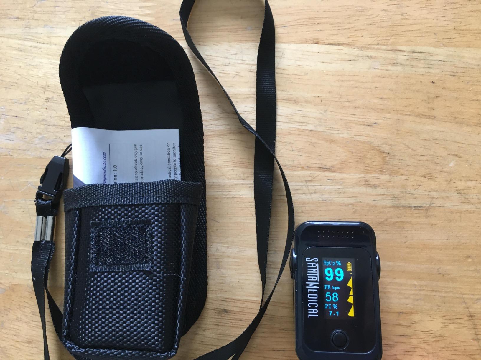 Santamedical Dual Color OLED Pulse Oximeter Fingertip Monitor (SpO2) | Blood Oxygen Saturation Monitor with Case, Batteries and Lanyard customer photo 1