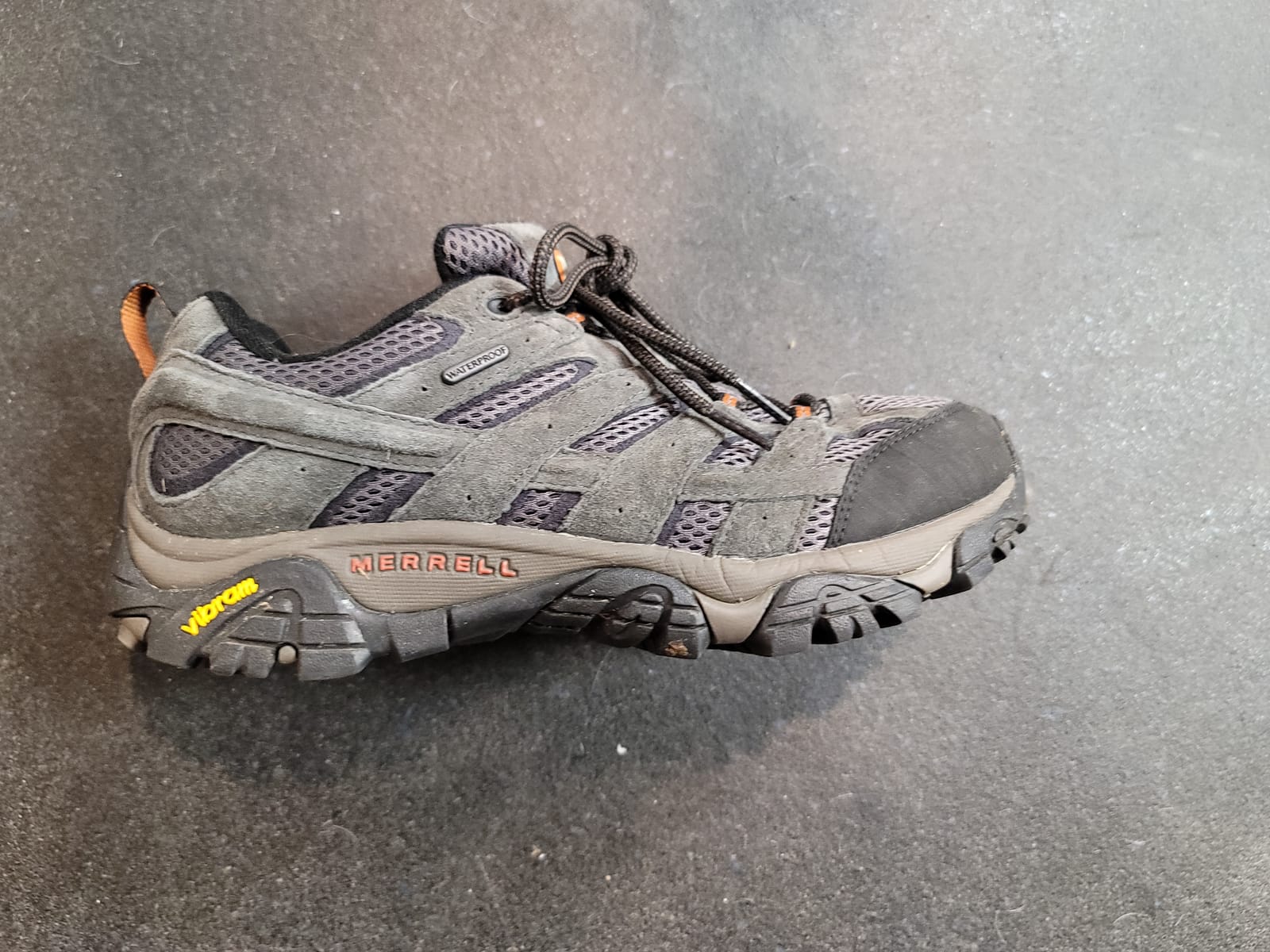 Merrell Men's Moab 2 Waterproof Hiking Boot customer photo 1