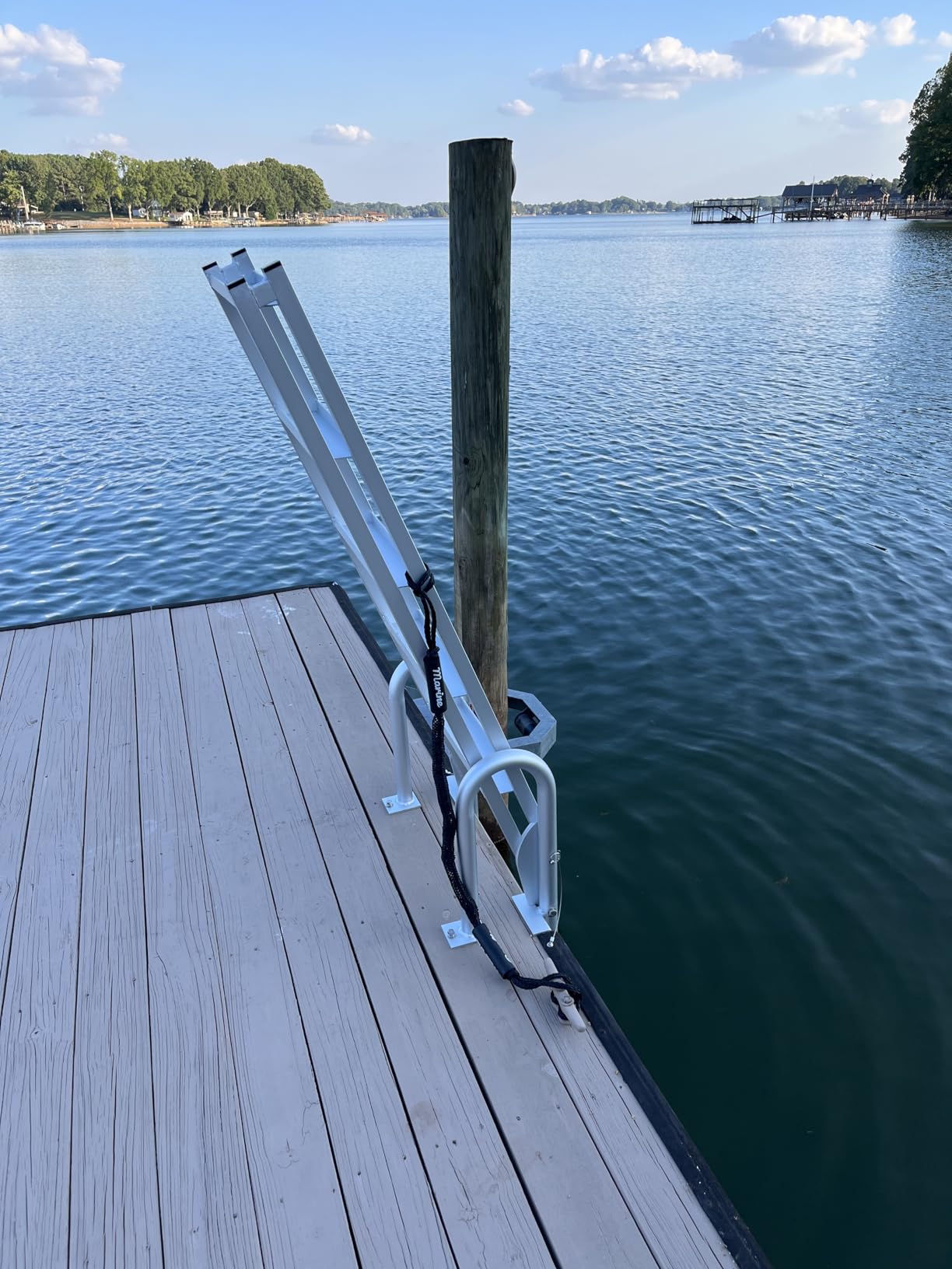 Extreme Max 3005.4227 Heavy-Duty Aluminum Slanted Flip-Up Dock Ladder with Comfort Use Round Tube Frame - 4-Step, 300 lbs. Weight Capacity customer photo 1
