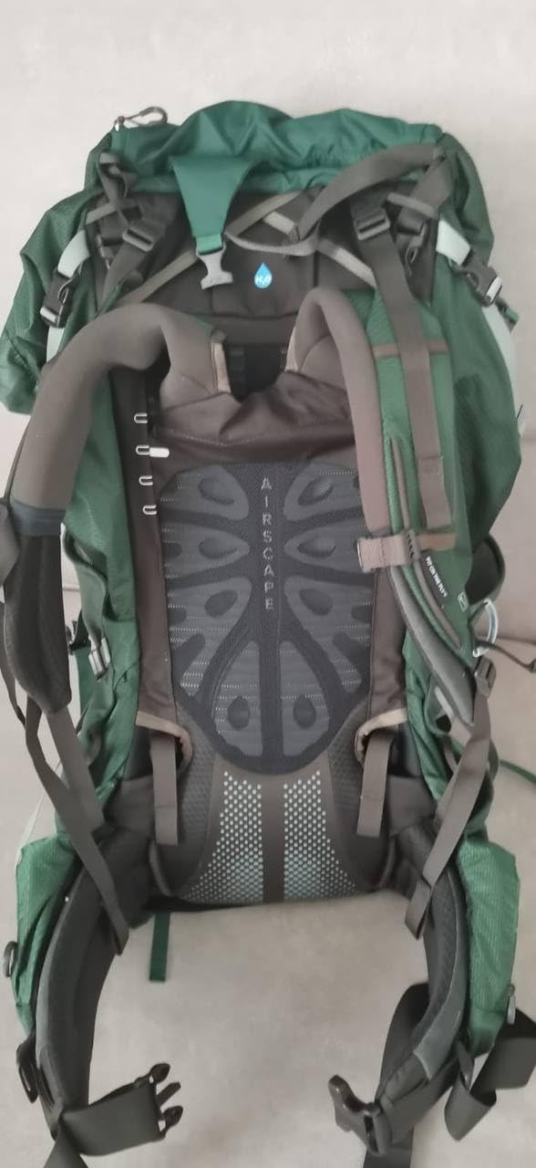 Osprey Aether Plus 70L Men's Backpacking Backpack, Black L-XL | Adjustable Anti-Gravity Suspension, Integrated Raincover customer photo 1