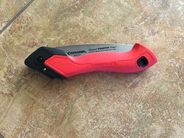 Corona Tools RazorTOOTH Folding Pruning Saw - 7-Inch Tree & Branch Cutting Hand Saw for Gardening, Landscaping & Yard Work, Fast-Cut Razor Tooth Blade customer photo 1