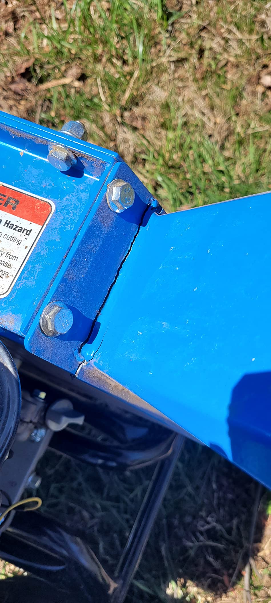 Landworks Wood Chipper Shredder Mulcher, Heavy Duty, 7 HP Gas Powered, Compact Rotor Assembly, 3 Inch Max Capacity customer photo 2