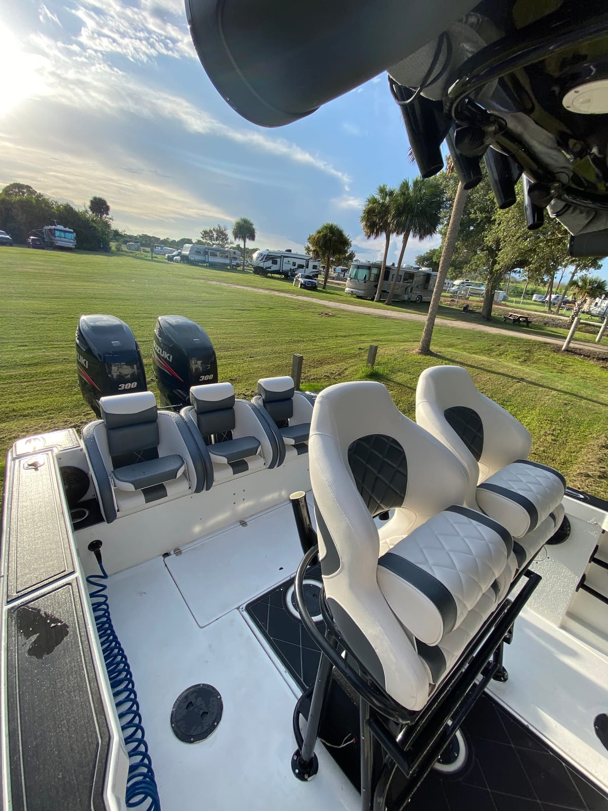 NORTHCAPTAIN Premium Captains Bucket Seat Sports Flip Up Boat Seat with Seat Cover customer photo 2