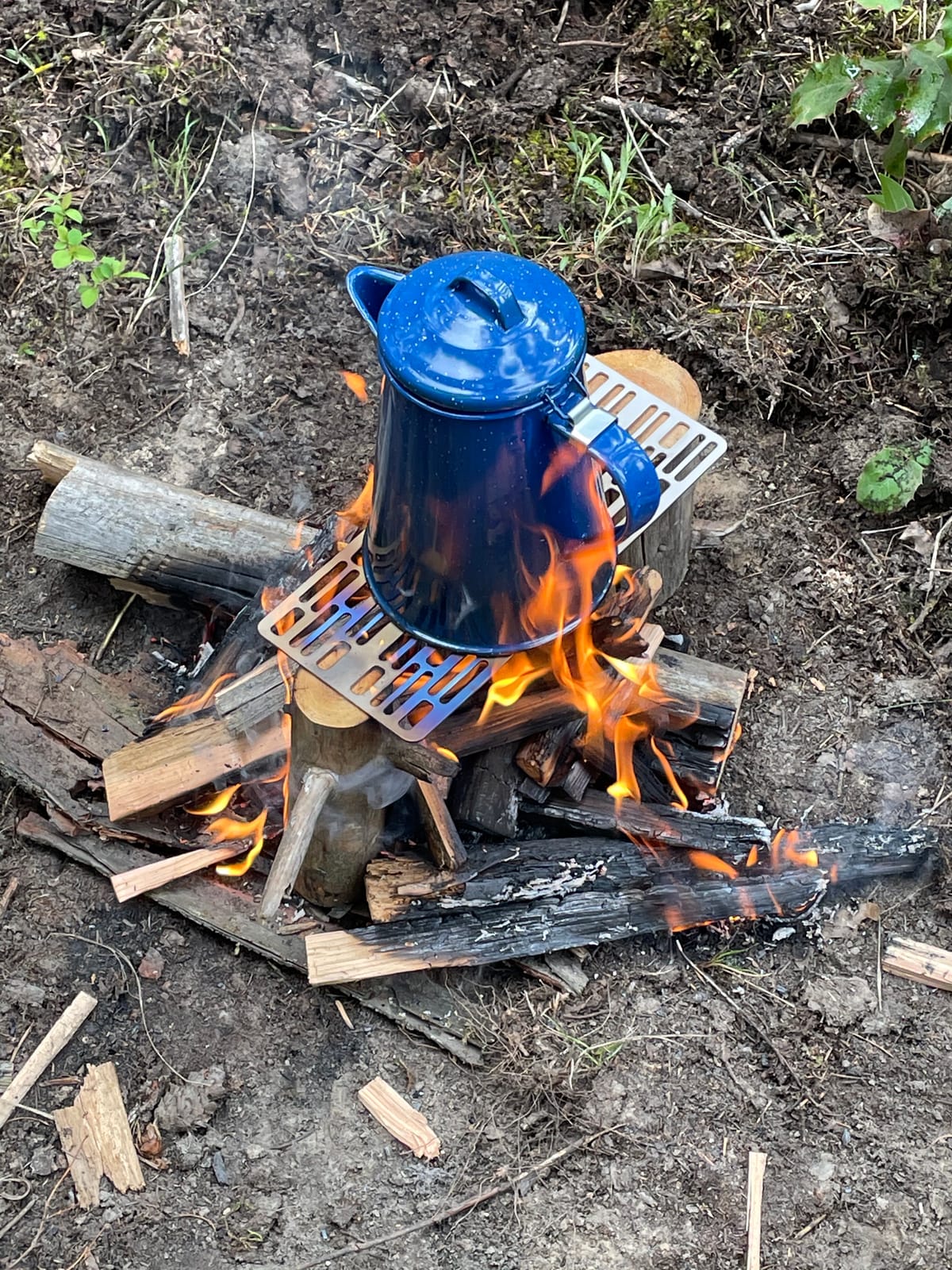 Kuvik Titanium Camping Grill - Ultralight and Compact | Corrosion Resistant, Food Safe, Non-Toxic, Easy to Clean, Ultralight Titanium, Strong and Durable, Carrying Case Included customer photo 1