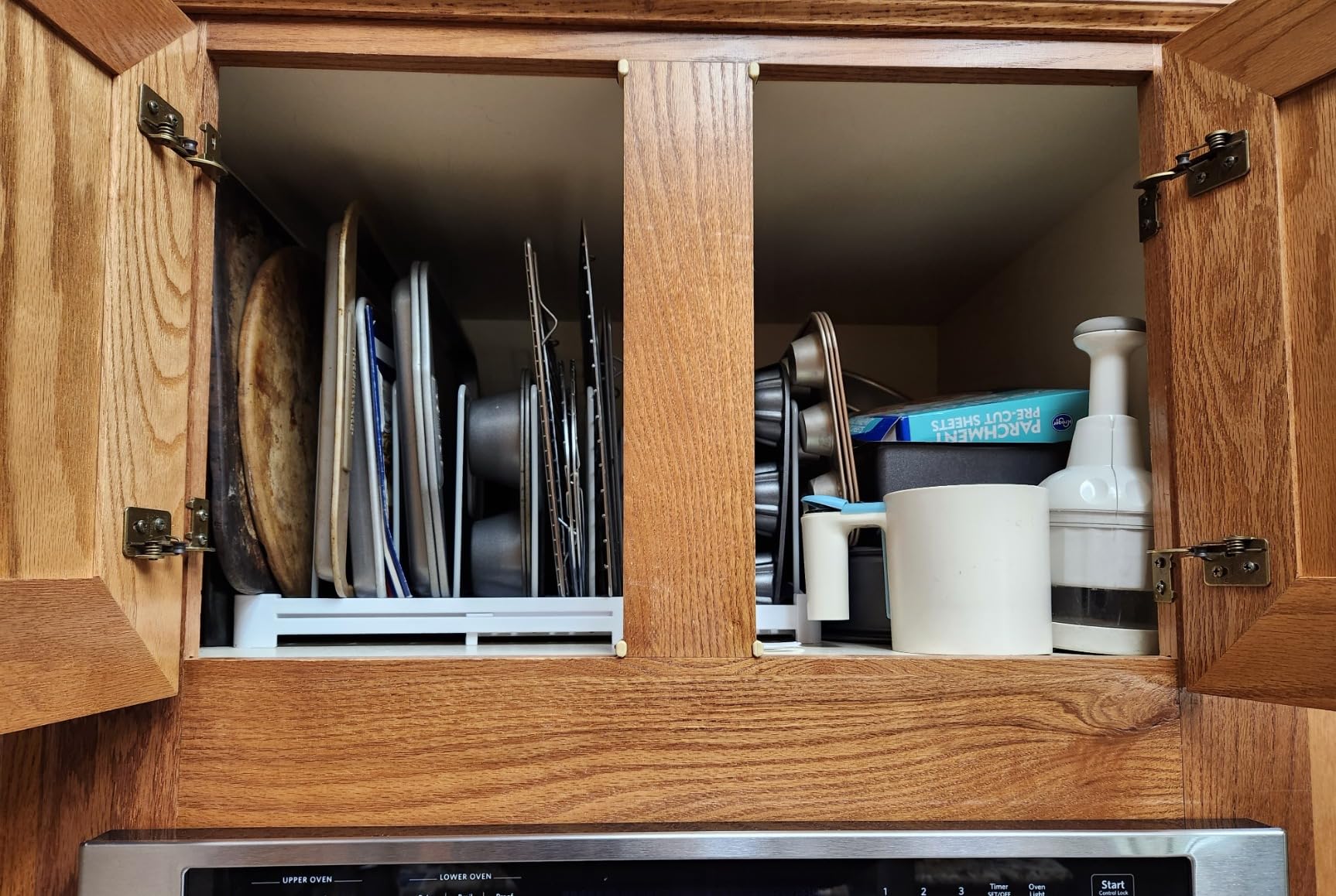 EVERIE Adjustable Cabinet Organizer for Pot Lids, Bakeware, Cookie Sheets & Cutting Boards, Upright Storage Rack for Kitchen Cabinet, Stable Dividers, 9.7