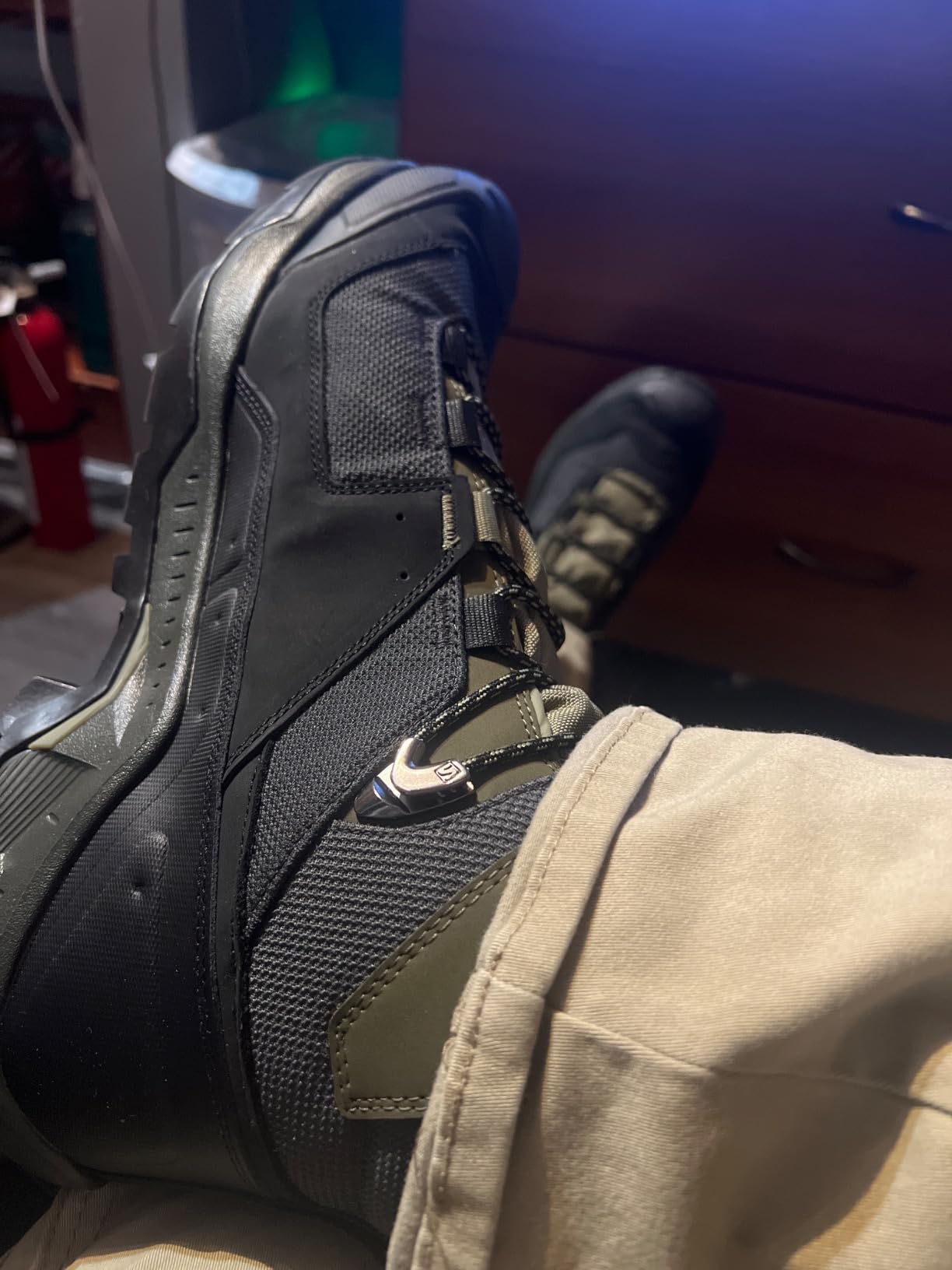 Salomon Men's Quest Element Gore-Tex, Waterproof Neutral Leather Hiking Boots customer photo 2