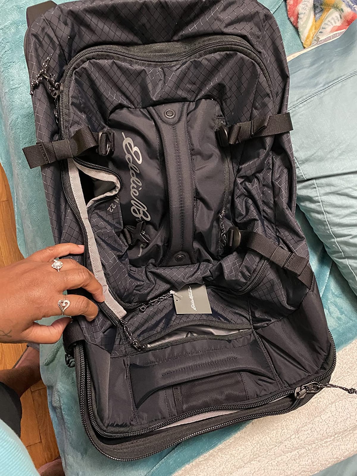 Eddie Bauer Expedition Rolling Duffel Bag with Wheels - Dark Thyme, 30 inch customer photo 2