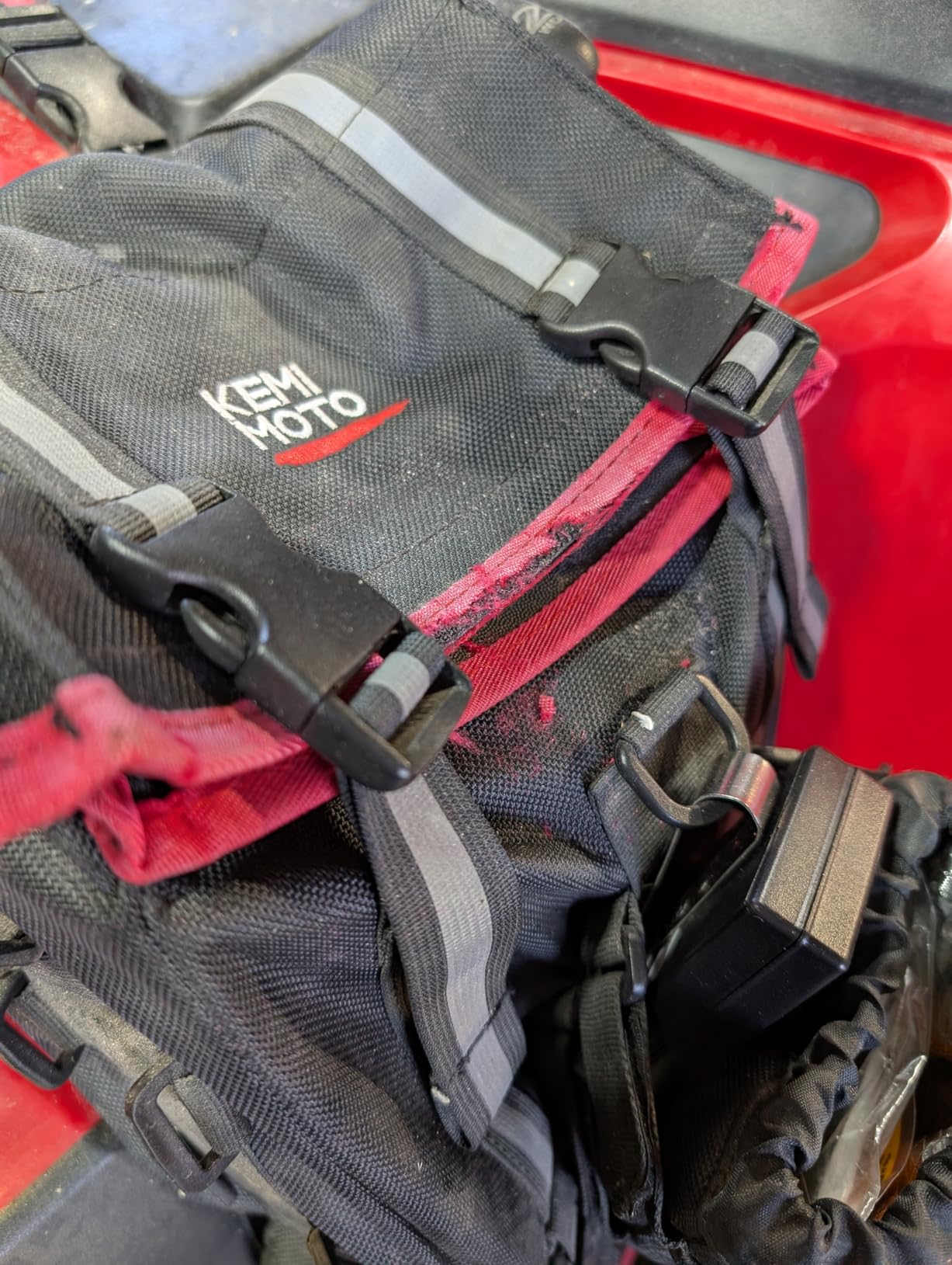 KEMIMOTO ATV Fender Bag Water-resistance Bags With Drink Holder Black | Detachable ATV Gear Bag Compatible with Polaris Sportsman Scrambler FourTrax Foreman Rancher Recon Rincon Outlander Renegade Grizzly Cfmoto Kawasaki customer photo 2