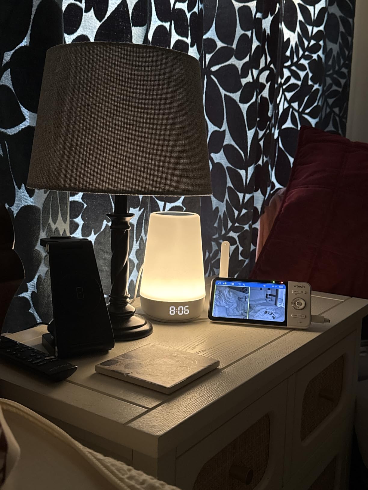Hatch Rest 2nd Gen Baby Sound Machine & Night Light (White) | White noise machine, night light, toddler & kid time-to-rise alarm clock, nursery stories, control via Hatch Sleep App customer photo 1