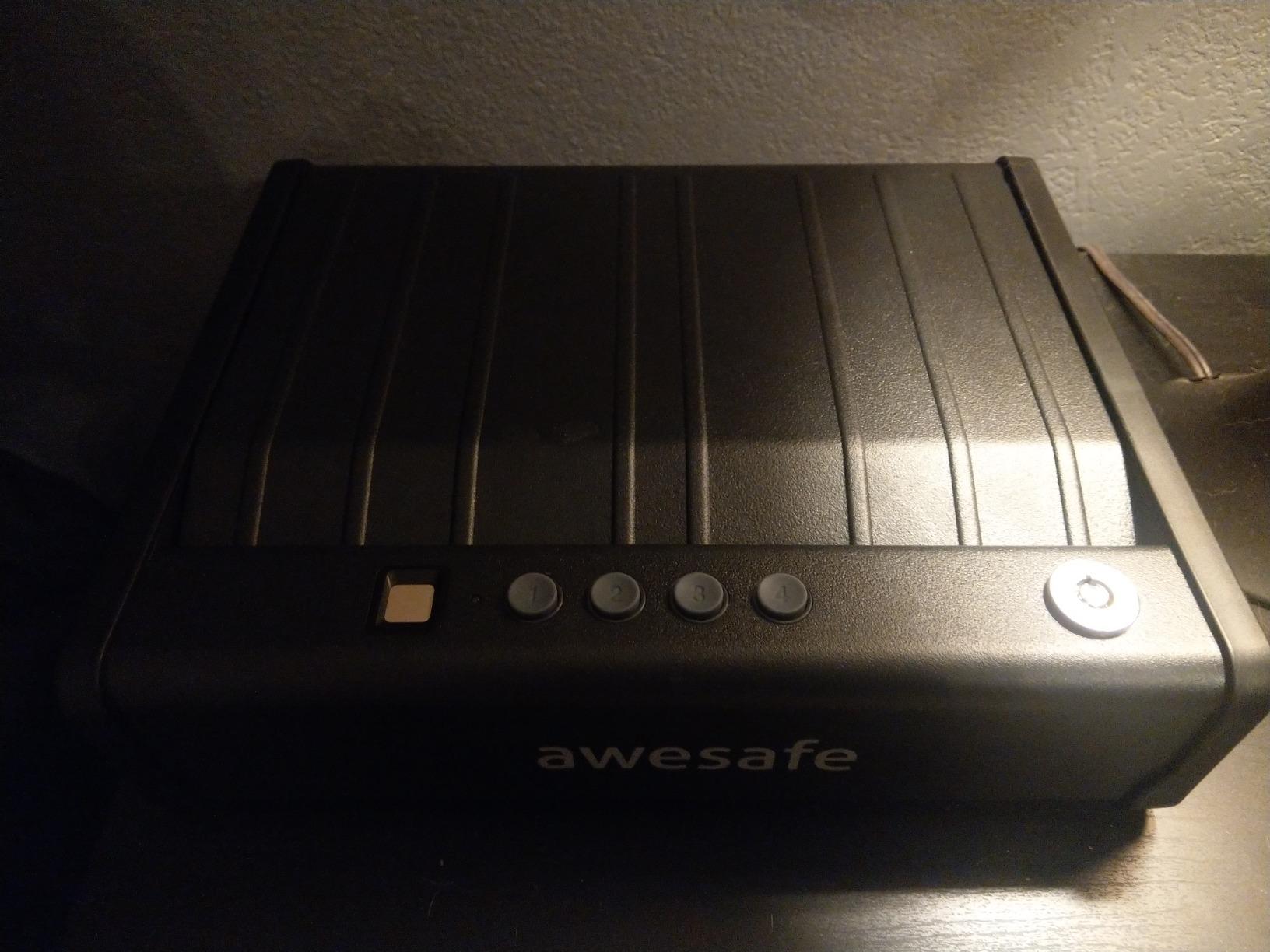 awesafe Biometric Gun Safe, Quick Access Pistol Safe with Digital PIN Key | Portable Gun Safe, Car Gun Safe, Handgun Safe, Gun Lock Box with Gas Strut for Nightstand Bedside Cloakroom Living Room customer photo 2