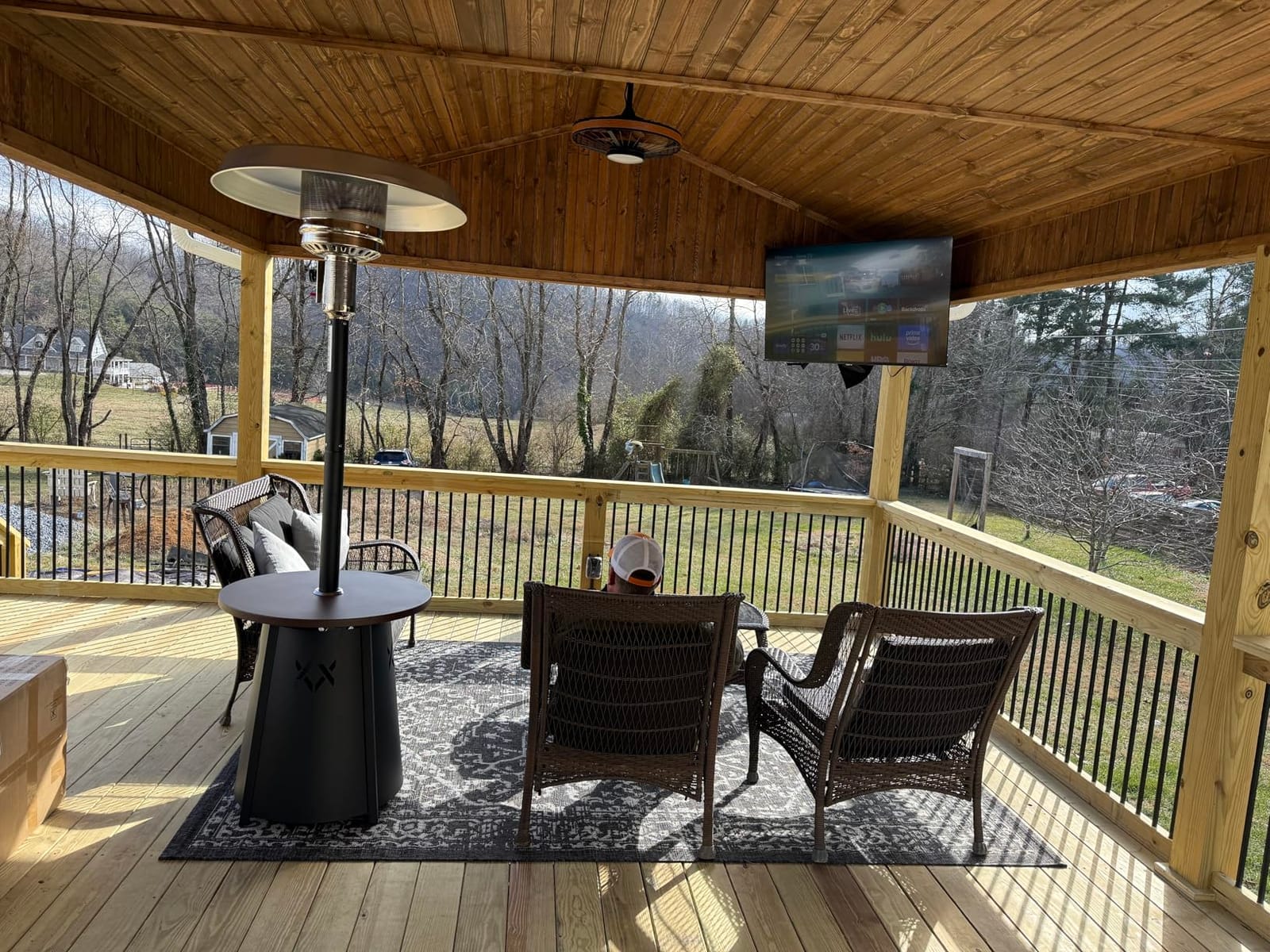 Pamapic Patio Heater, 48,000 BTU Pyramid Flame Outdoor Heater with Cover, Quartz Glass Tube, 87