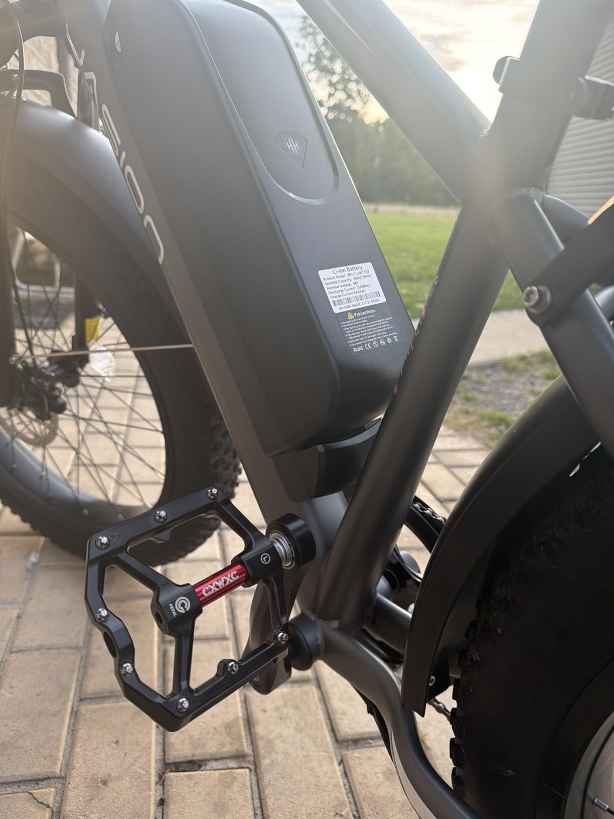 CXWXC Road/MTB Bike Pedals - Aluminum Alloy Bicycle Pedals with Removable Anti-Skid Nails customer photo 2