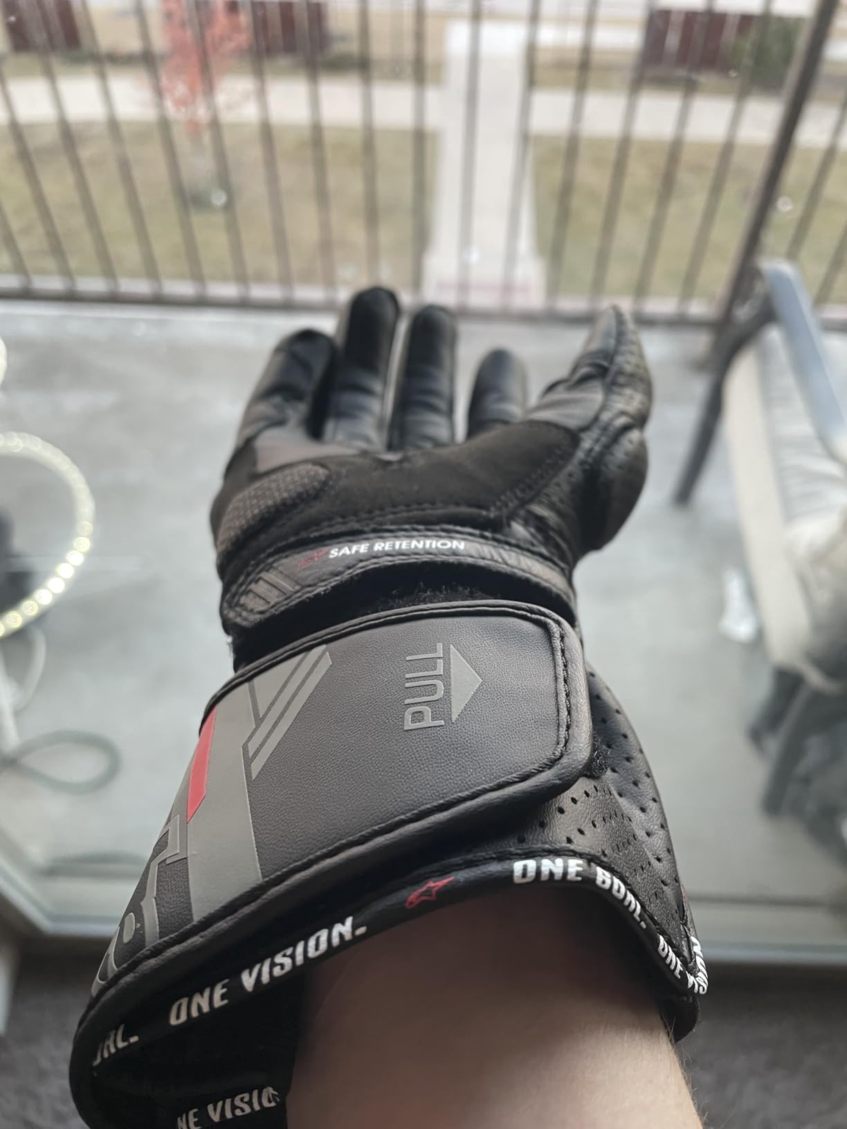 Alpinestars SP-8 V3 Gloves, Full Gauntlet Leather, CE-Certified, Race-Inspired Fit, Knuckle Protection, Reinforced Palm, Multi-Panel Construction customer photo 1