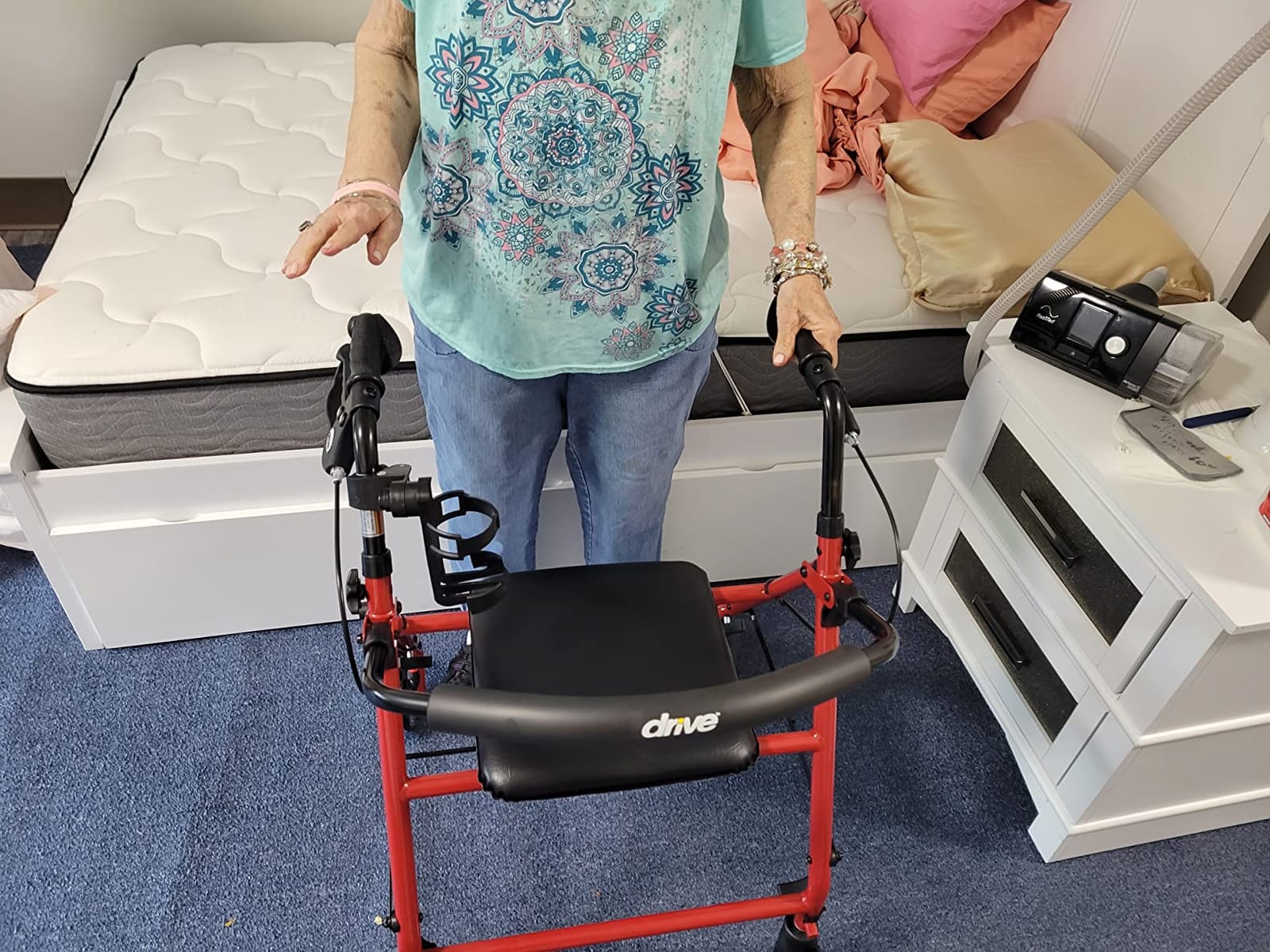 Lunderg Wireless Early Alert Bed Alarm System for Elderly & Fall Prevention | Alerts Caregivers Before They Get Up. No Loud In-Room Alarm To Frighten Your Loved One. Great For Dementia Care. US Company. customer photo 2