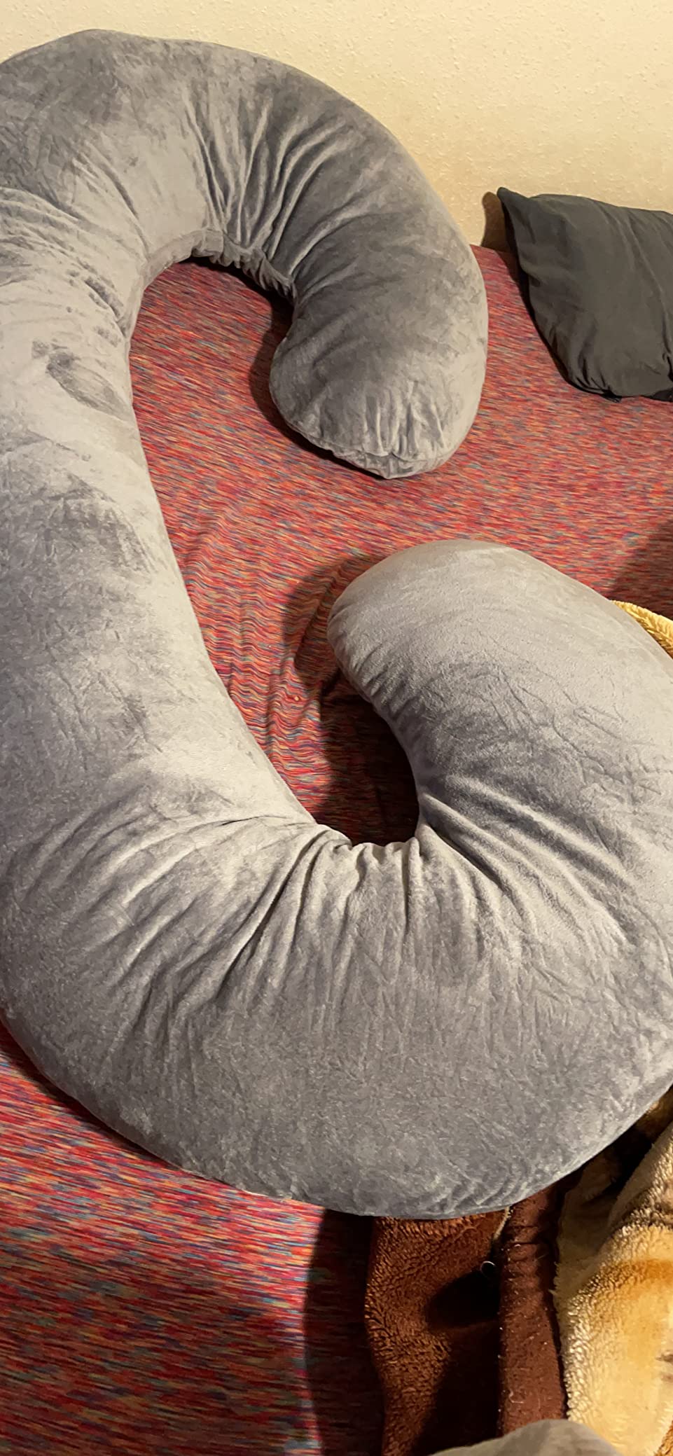 1 MIDDLE ONE Pregnancy Pillow, C Shaped Full Body Pillow for Maternity Support and Pregnant Women Sleeping with Velvet Cover (Dark Grey) customer photo 2