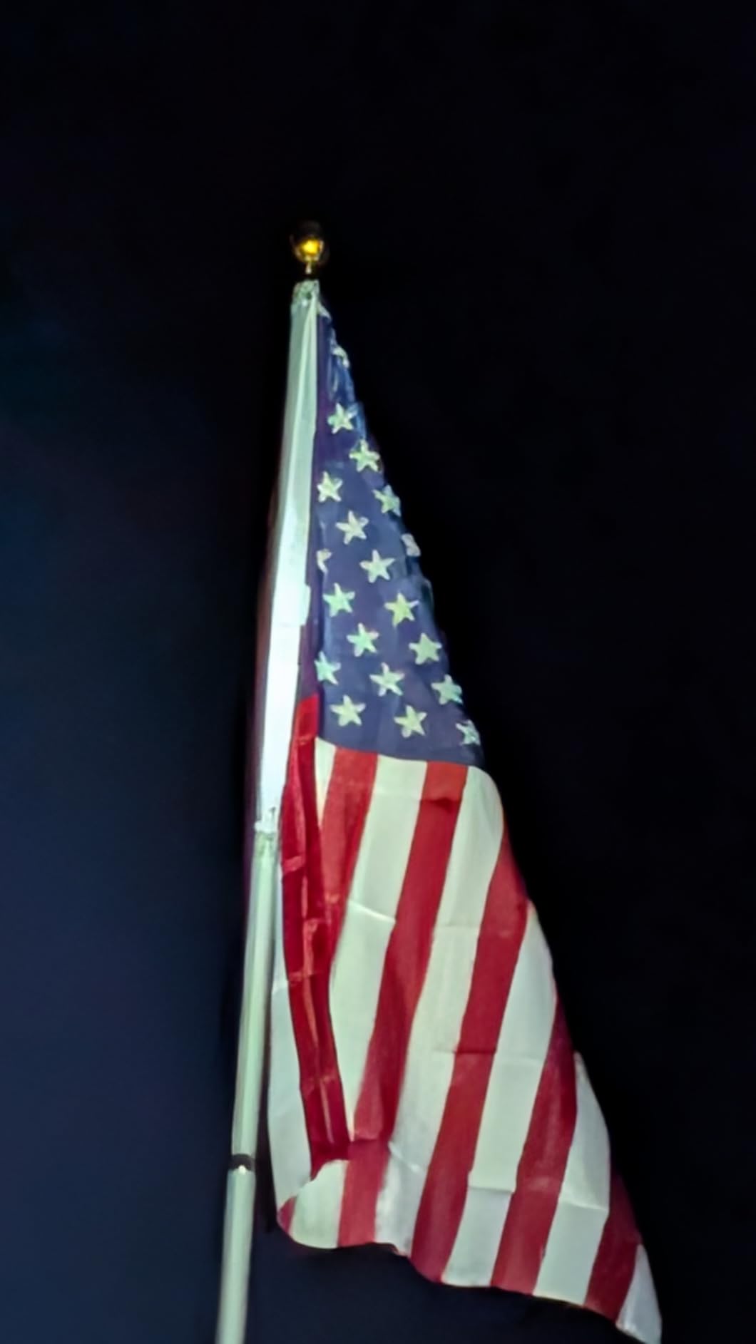 Telescoping Flag Pole for Outside House, 20 FT Heavy Duty 45K PSI & 95 HBW Hard Aerospace Aluminum Flagpole Kit customer photo 2