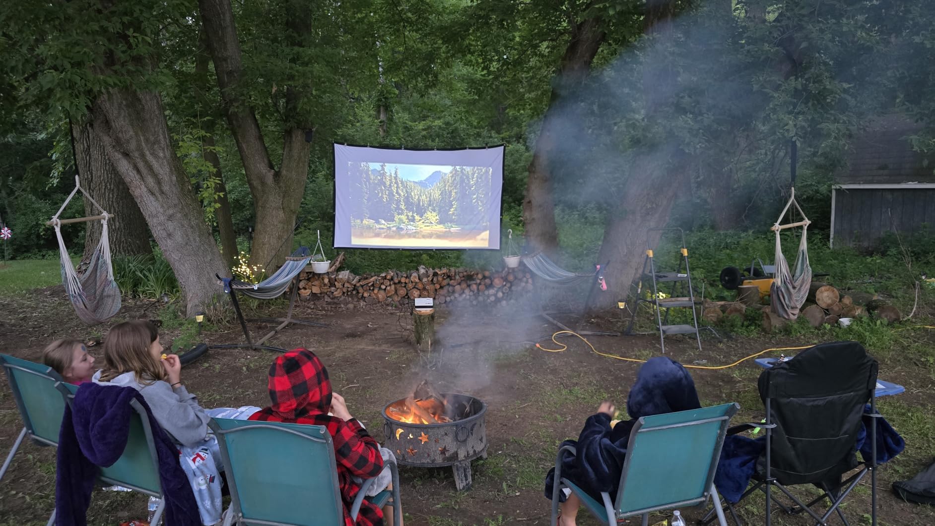 AAJK 150inch Outdoor Projector Screen Anti Crease Portable Movie Screen | Projector Screen Outdoor, Washable, 16:9, Foldable, Home Theater Outdoor Indoor, Support Double Sided Projection Screen customer photo 1