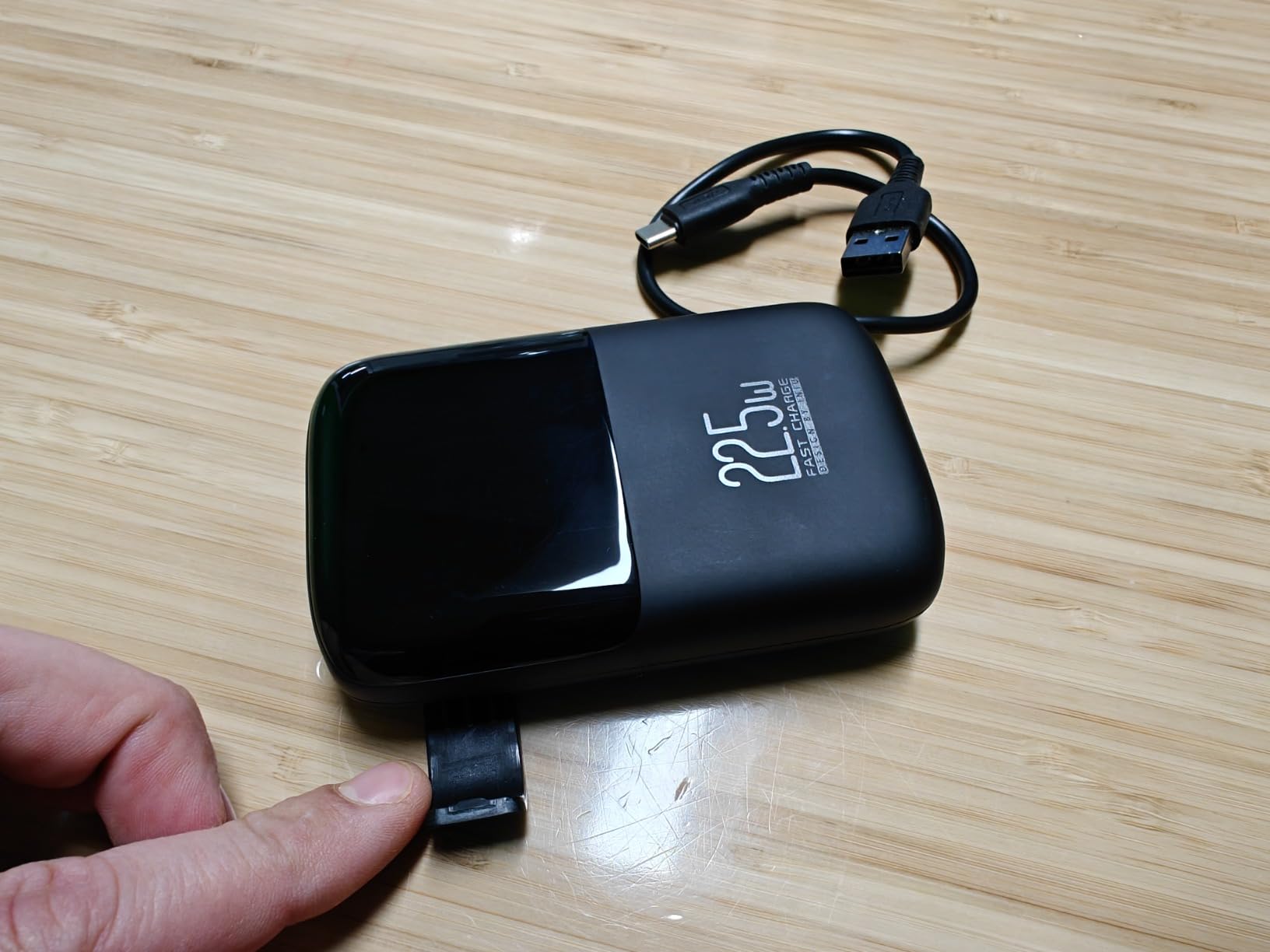 INIU Portable Charger, Smallest 10000mAh 22.5W Fast Charging Power Bank | Mini, 3-Output Fast Charging, Flight-Safe for Travel, Phone Holder, Battery Pack for iPhone 17 16, Samsung S23, Google, etc customer photo 2