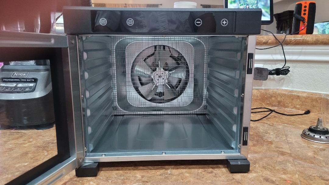 NutriChef Commercial Dehydrator Machine 2000-Watts Electric Food Dehydrator - Extra Large 20 Stainless Steel Trays, Digital Control 167°F Dryer for Jerky, Meat, Dog Treats, Herbs, and Fruit customer photo 2
