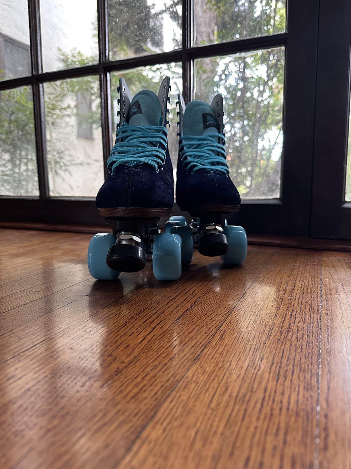 Sure-Grip Boardwalk Unisex Outdoor Roller Skates, Leather Boots, 82A Wheels customer photo 2