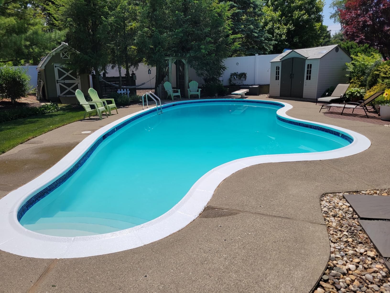 FibroPool FH270 70,000 BTU Pool Heat Pump - COP 5.77, 240V, 15,000 Gal | 70,000 BTU electric pool heat pump, COP 5.77 efficiency, 240V, no gas - heats above ground & inground pools up to 15,000 gal customer photo 1