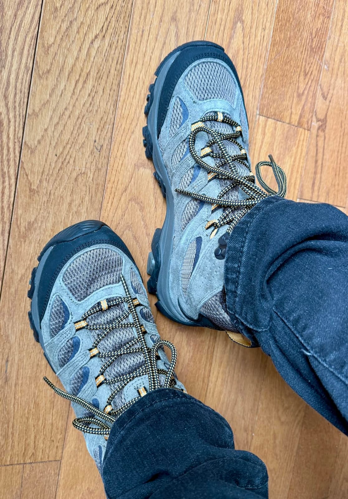 Merrell Men's Moab 3 Mid Hiking Boot customer photo 2