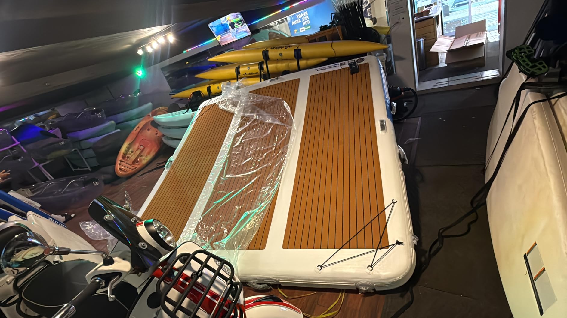 Island Hopper Mega Yacht Floating Dock - 10' x 10' Inflatable Dock for Boats and Lakefront - UV-Resistant PVC with Non-Slip EVA Foam - Holds Up to 2000 lbs - Lake Floats Easy Setup and Storage customer photo 1