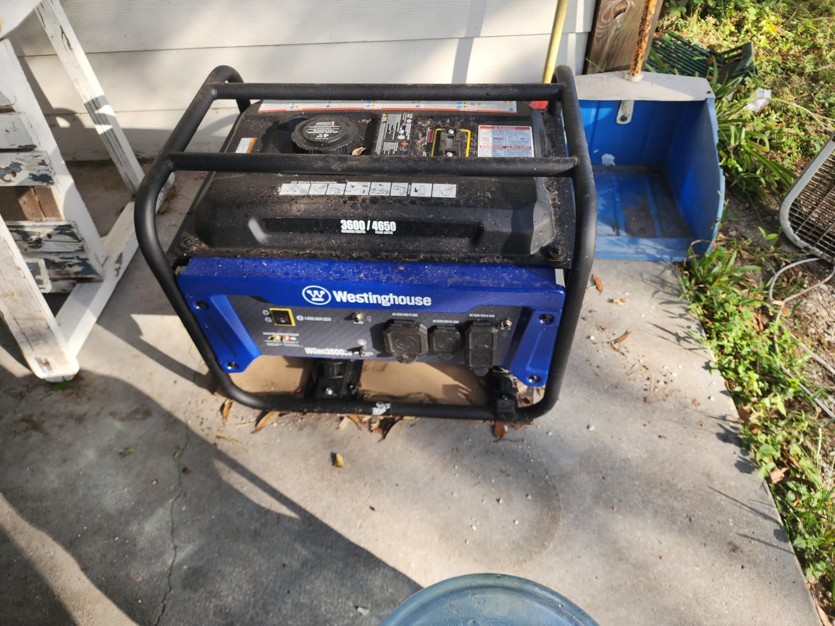 Westinghouse 4650 Peak Watt Portable Generator, RV Ready 30A Outlet, Gas Powered, CO Sensor customer photo 2
