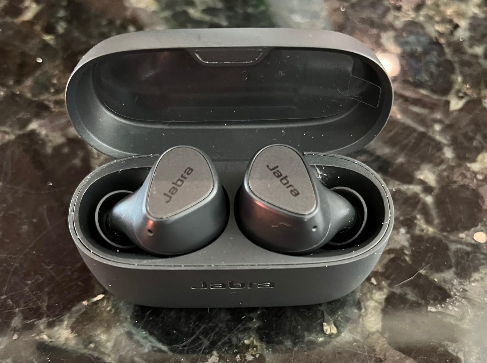 Jabra Elite 3 in Ear Wireless Bluetooth Earbuds - Noise Isolating True Wireless Buds with 4 Built-in Microphones for Clear Calls, Rich Bass, Customizable Sound, and Mono Mode - Navy customer photo 2