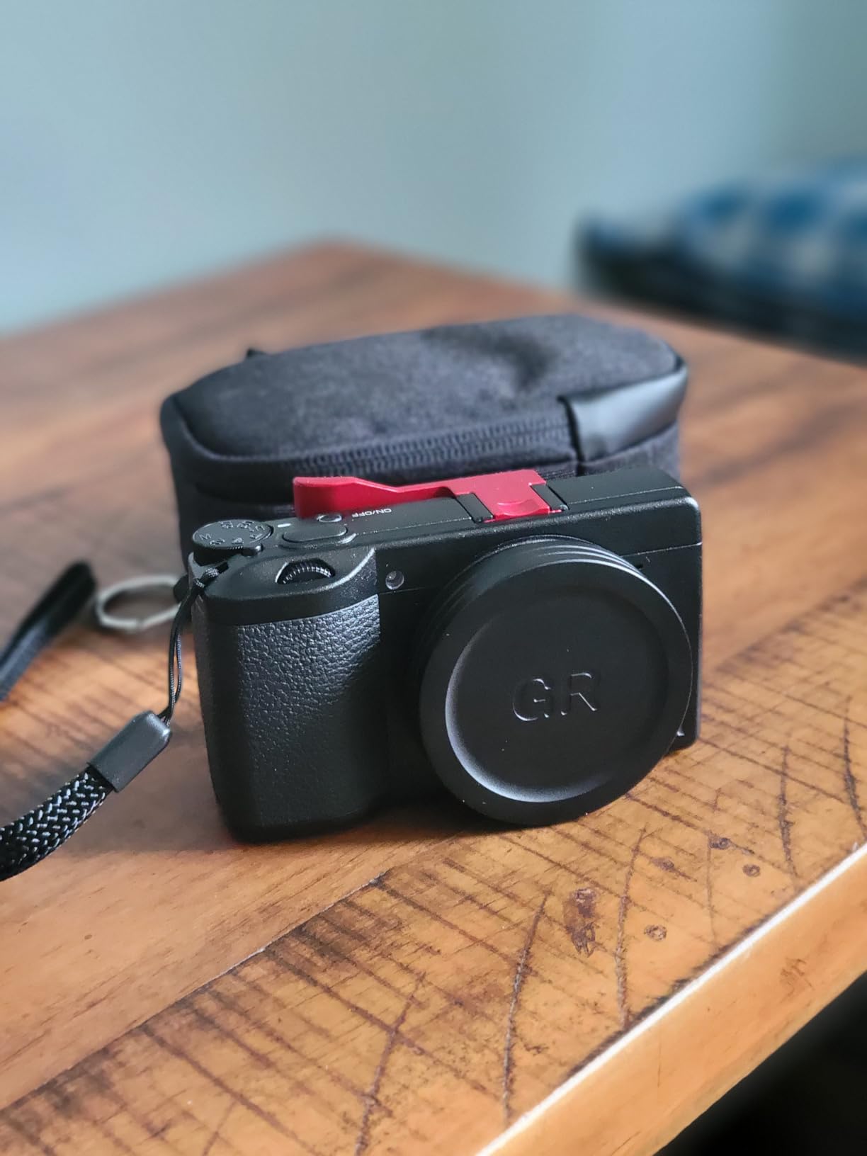 GR IIIx Premium Digital Compact Camera, 40mm Focal Length | 24MP APS-C Size CMOS Sensor, 40mm F2.8 GR lens (in 35mm format), in-body SR, ultimate snapshot camera customer photo 2