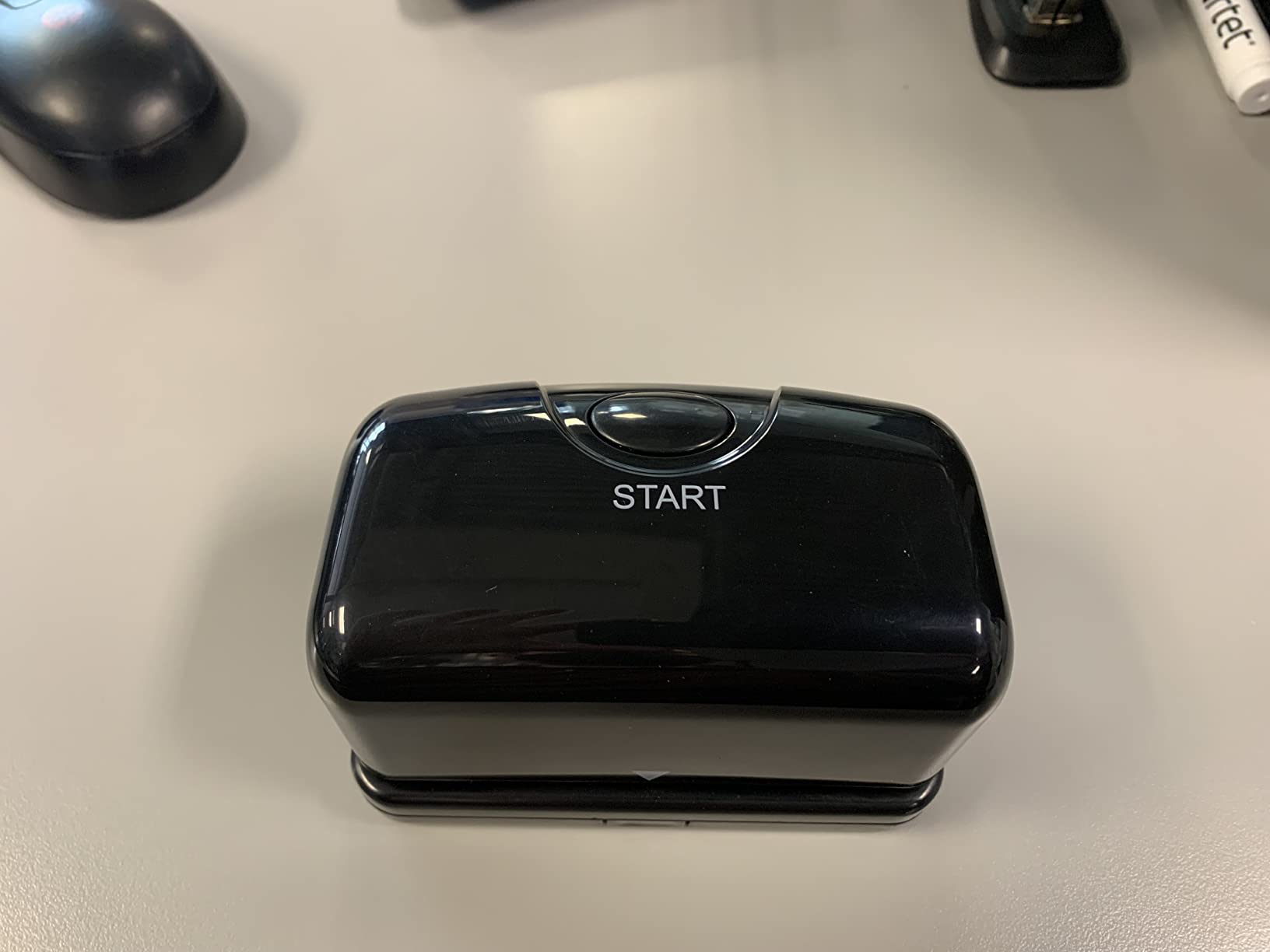 Electric 2 Hole Punch,VEYETTE Black Hole Punch,Punches Up to of 12-15 Sheets Paper, AC or Battery customer photo 1