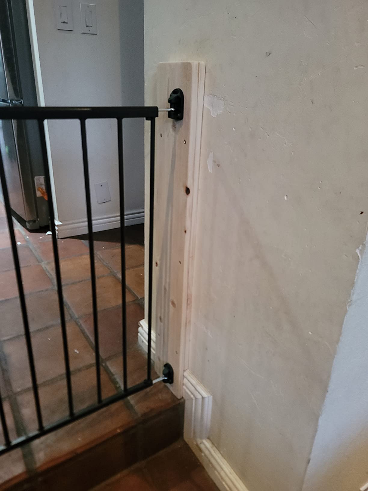 Toddleroo Easy Swing & Lock Baby Gate for Top of Stairs: 31
