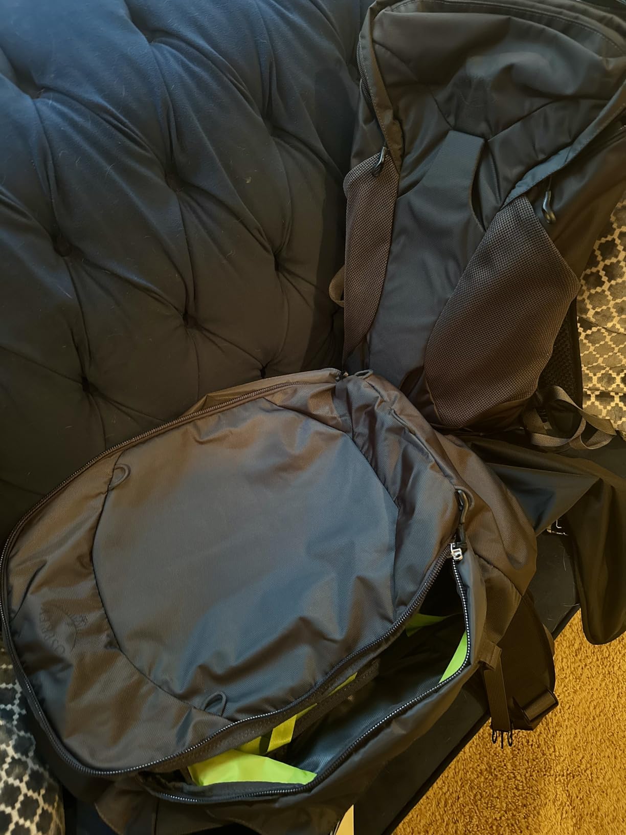 Osprey Farpoint 40L Men's Travel Backpack, Tunnel Vision Grey | carry on bag, laptop sleeve, flight friendly customer photo 2
