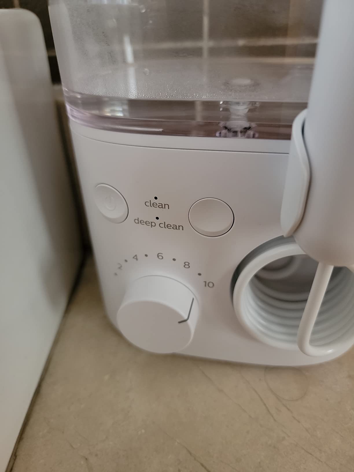Philips Sonicare Power Flosser 3000, HX3711/20 customer photo 1
