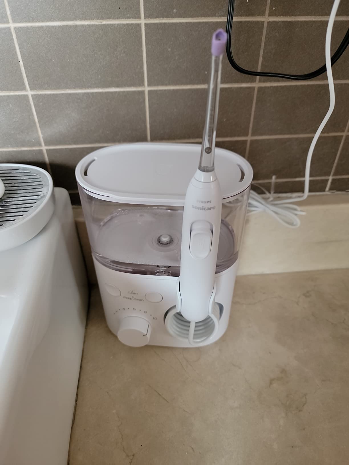 Philips Sonicare Power Flosser 3000, HX3711/20 customer photo 2