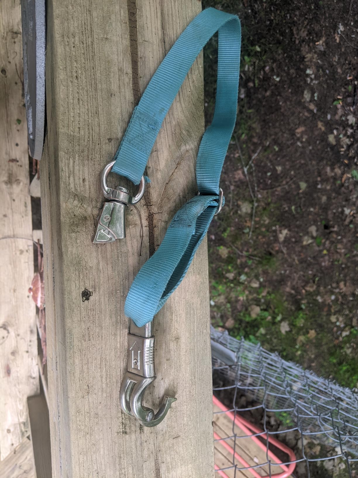 Adjustable Trailer Tie (2 Pack) - Horse Trailer Nylon Strap Tie, Adjusted from 25 to 37