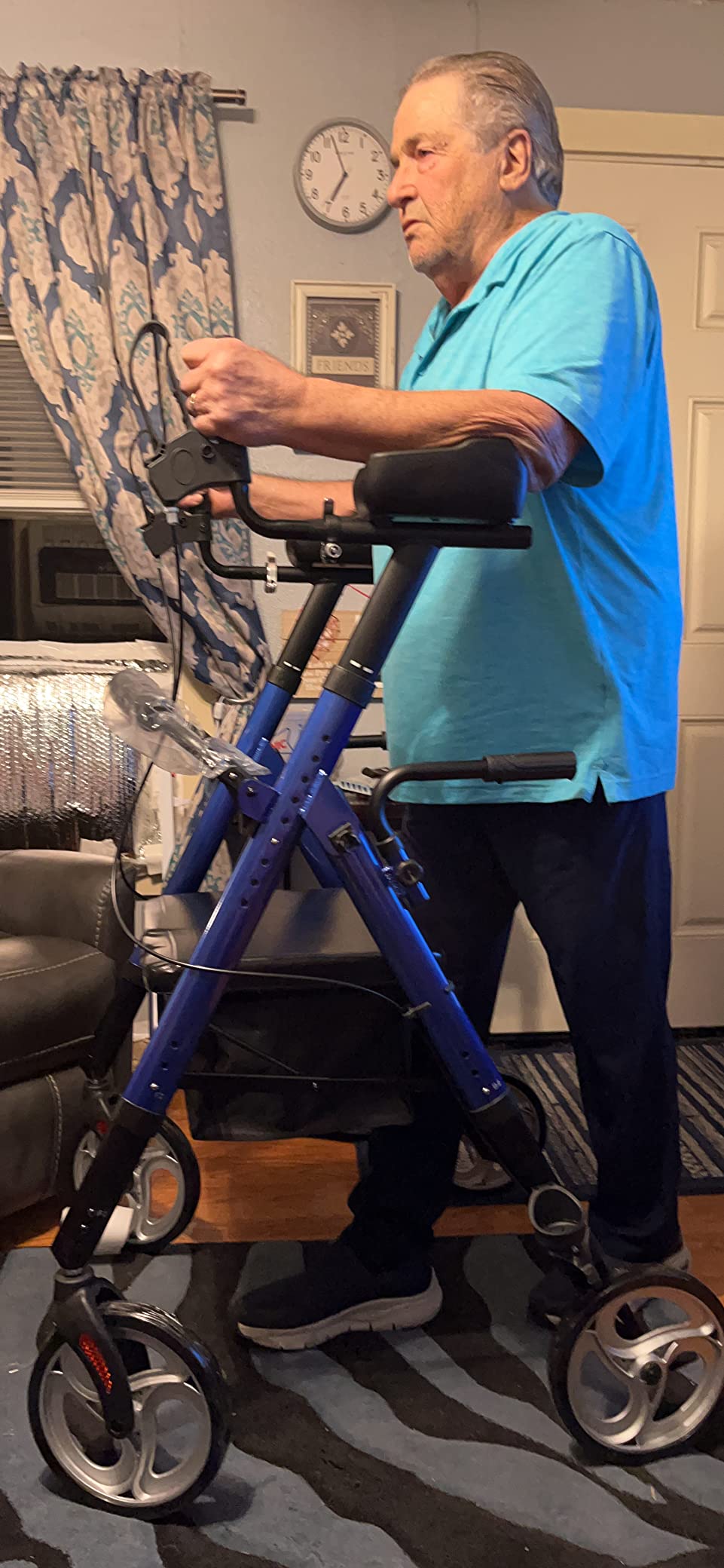 Vive Bariatric Upright Walker for Seniors (400 lb) - Stand Up Walker w/Seat | Tall Rollator, Heavy Duty, Standing, Extra Wide Frame - For Tall Men & Women - w/ Forearm Support, Padded Armrest & Backrest customer photo 1